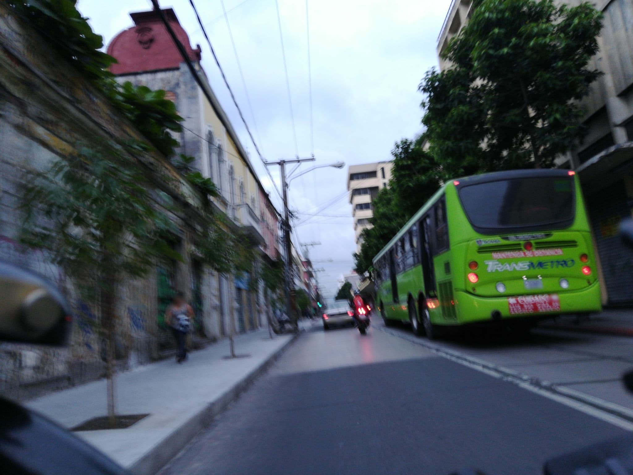 Street view near Vivotel, Guatemala City — © konelix (CC BY-SA · Mapillary)