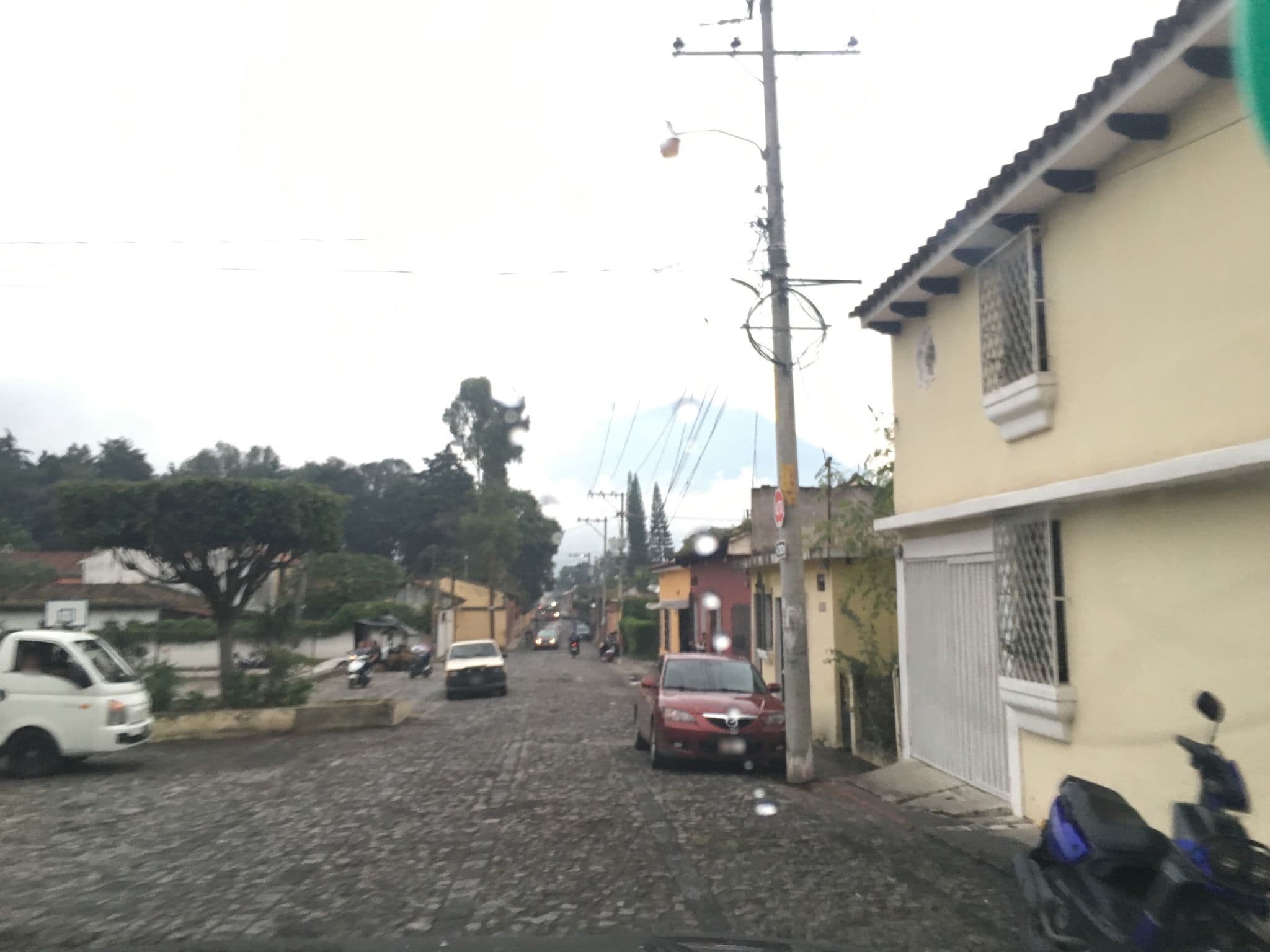 Street view near no tega pena, Antigua Guatemala
