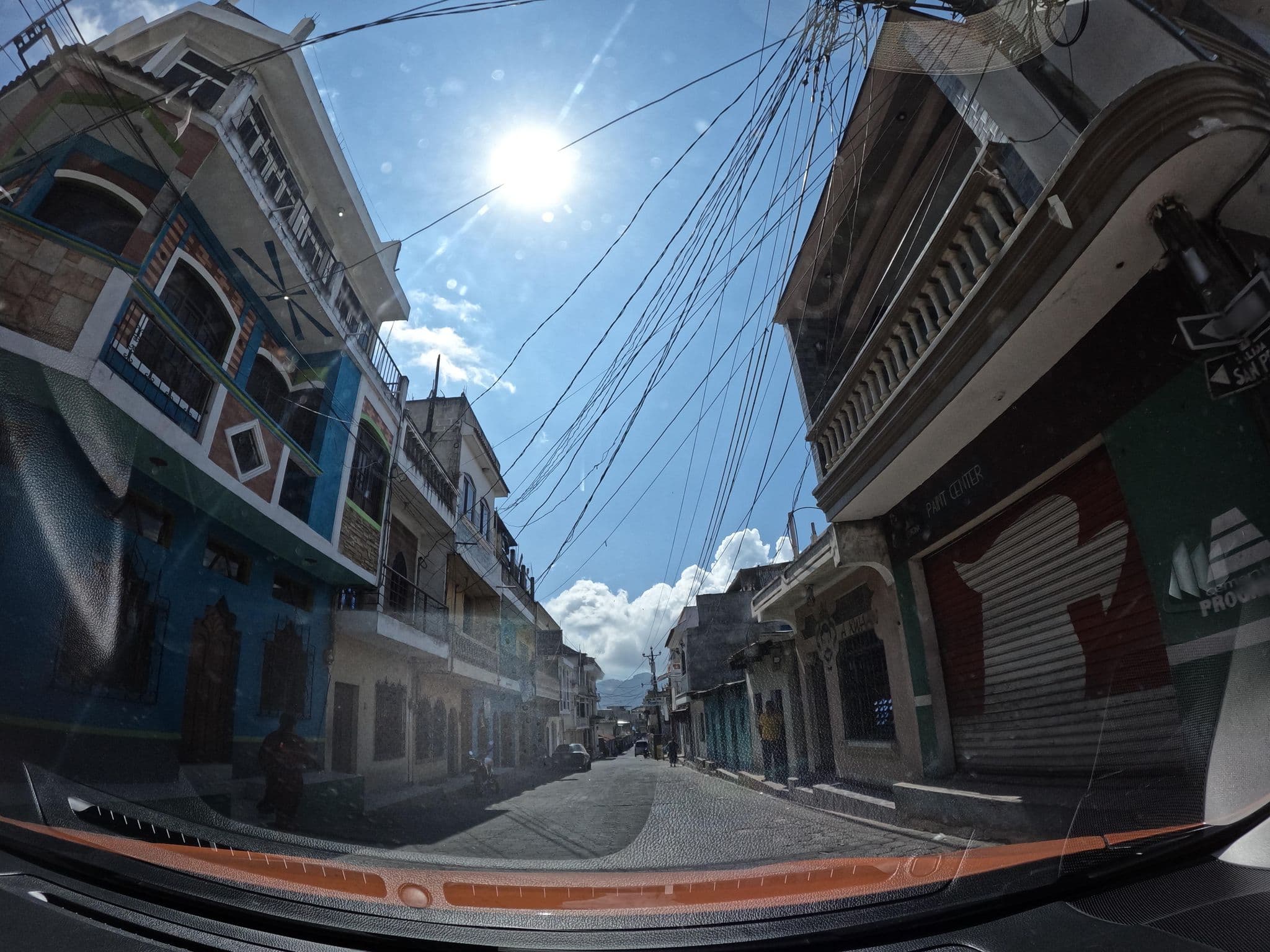 Street view near Hotel Casa Gozalez, Santiago Atitlán — © Kaart_Local (CC BY-SA · Mapillary)