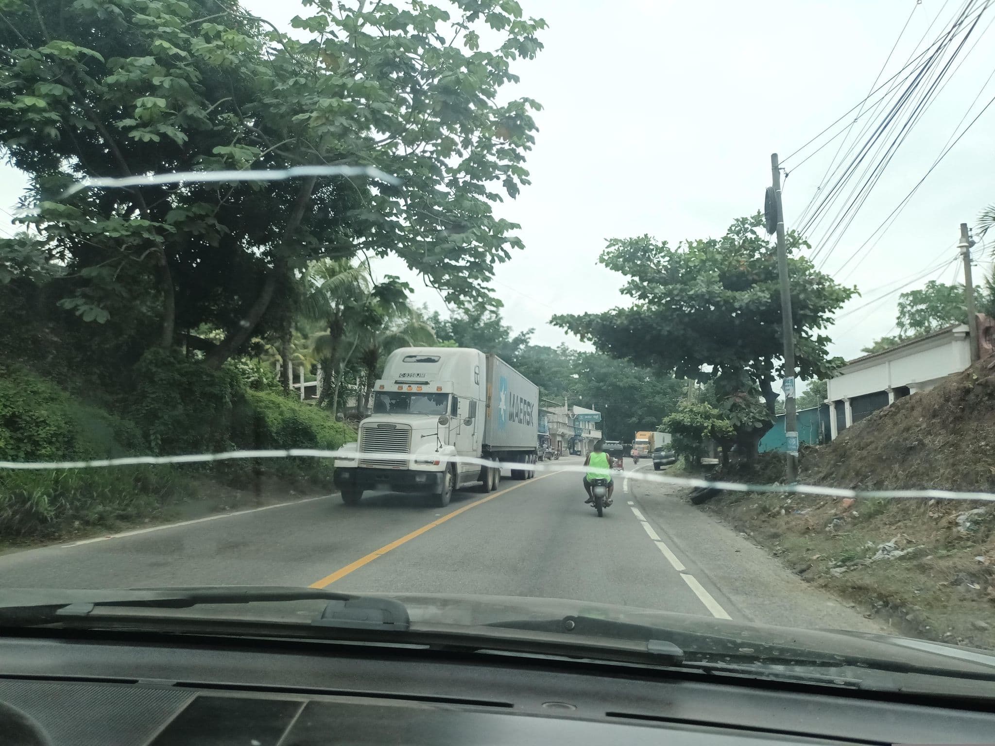 Street view near casa de Karen reyes, Los Amates — © ing_telefono_2 (CC BY-SA · Mapillary)