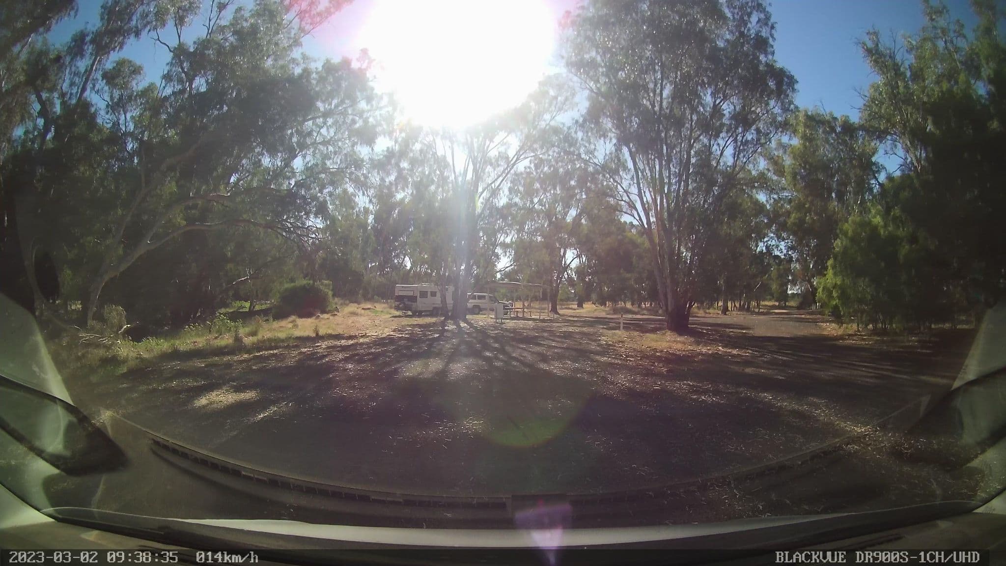 Street view near Birdcage Rest Area, Darlington Point — © bob3bob3 (CC BY-SA · Mapillary)