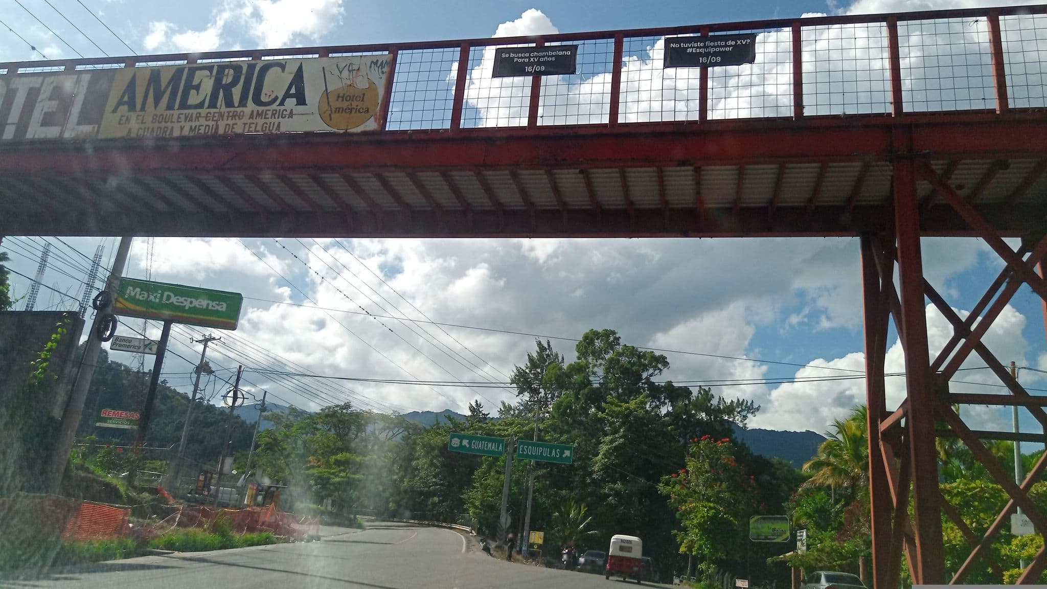 Street view near Hotel Finestra, Esquipulas — © ingetelca_telefono_5 (CC BY-SA · Mapillary)
