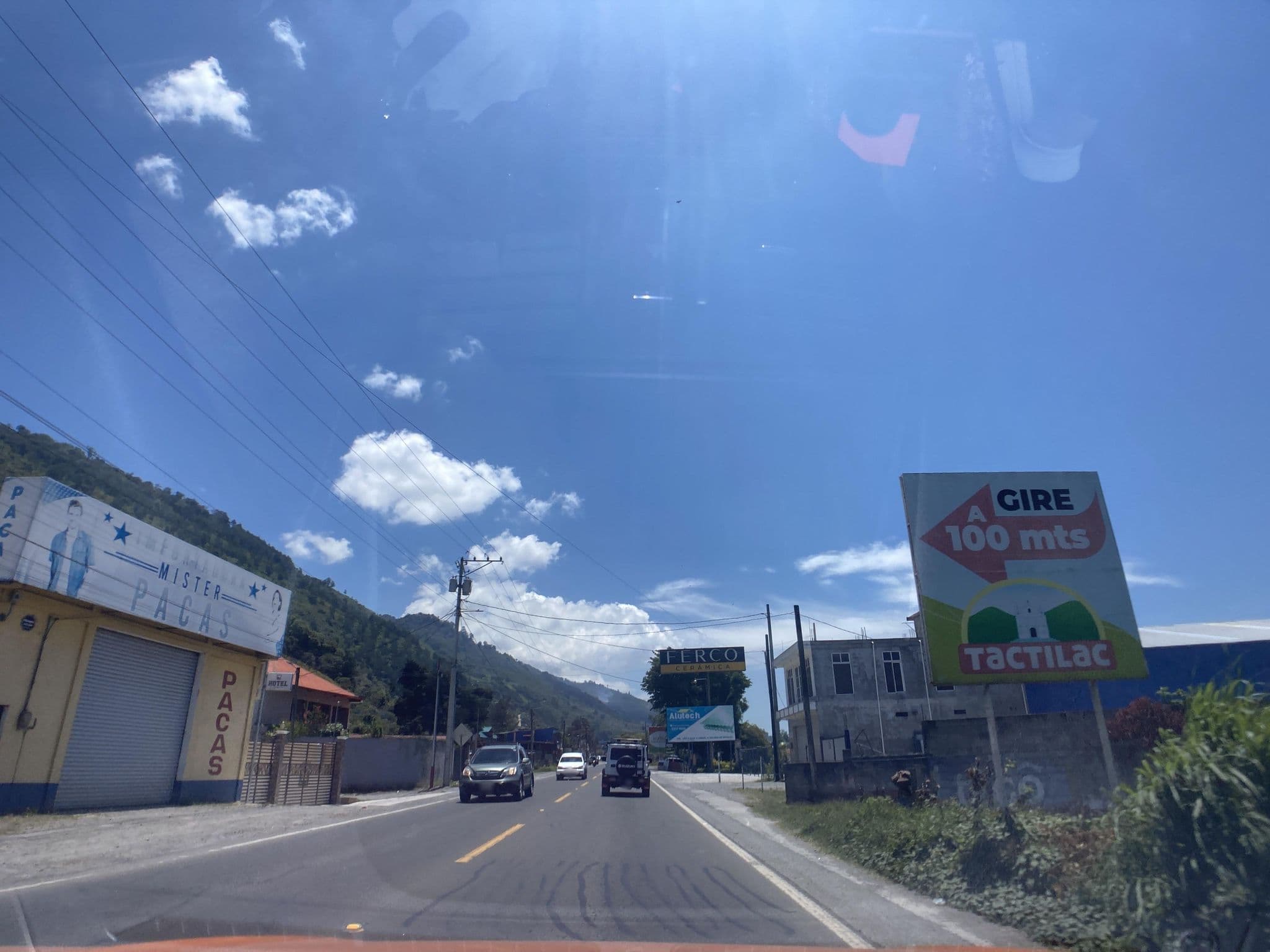 Street view near Hotel Oro, Tactic — © jaas (CC BY-SA · Mapillary)