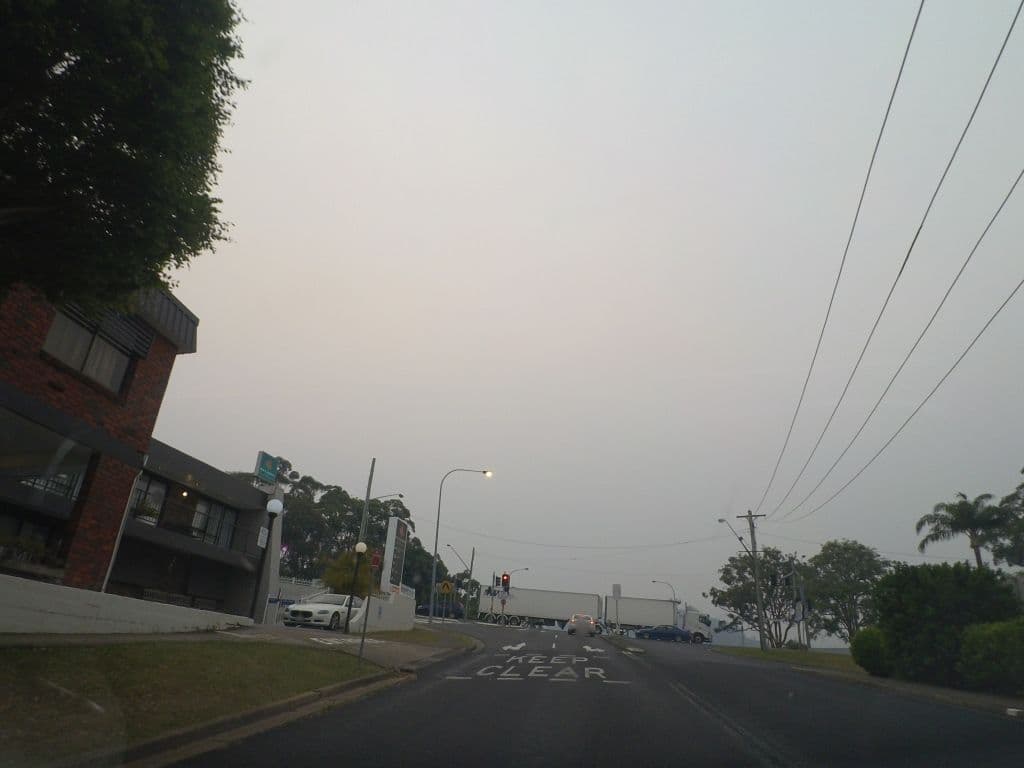 Street view near Bananatown Motel, Coffs Harbour — © mander (CC BY-SA · Mapillary)
