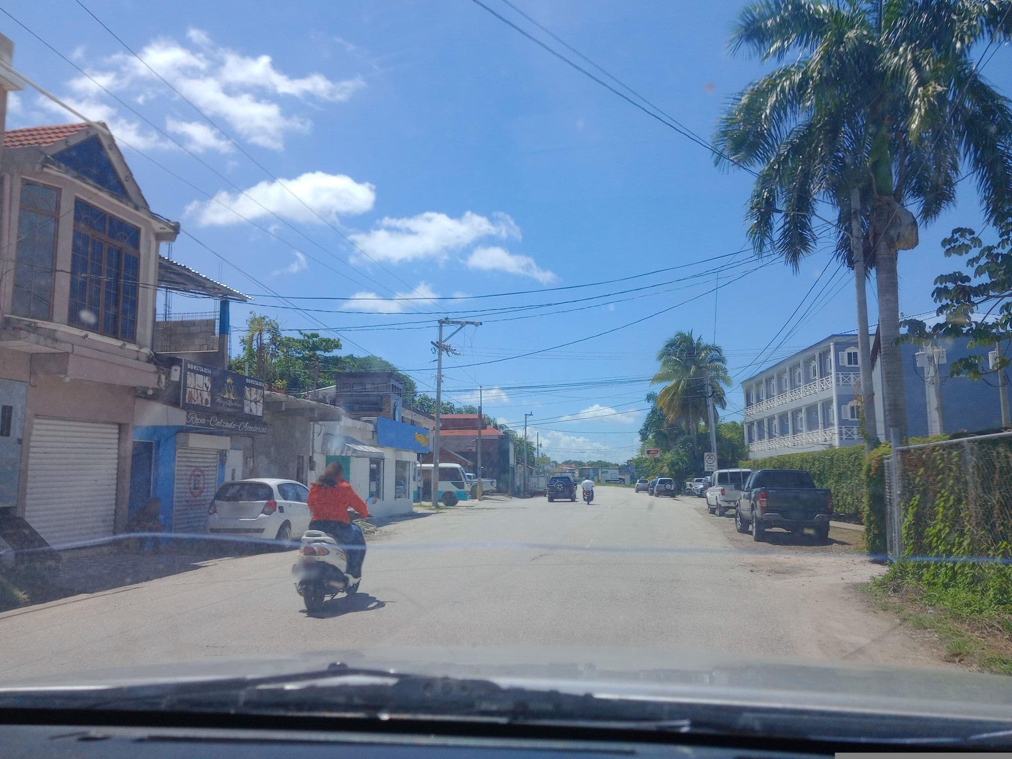 Street view near Hotel Express, Flores — © ingetelca_telefono_6 (CC BY-SA · Mapillary)