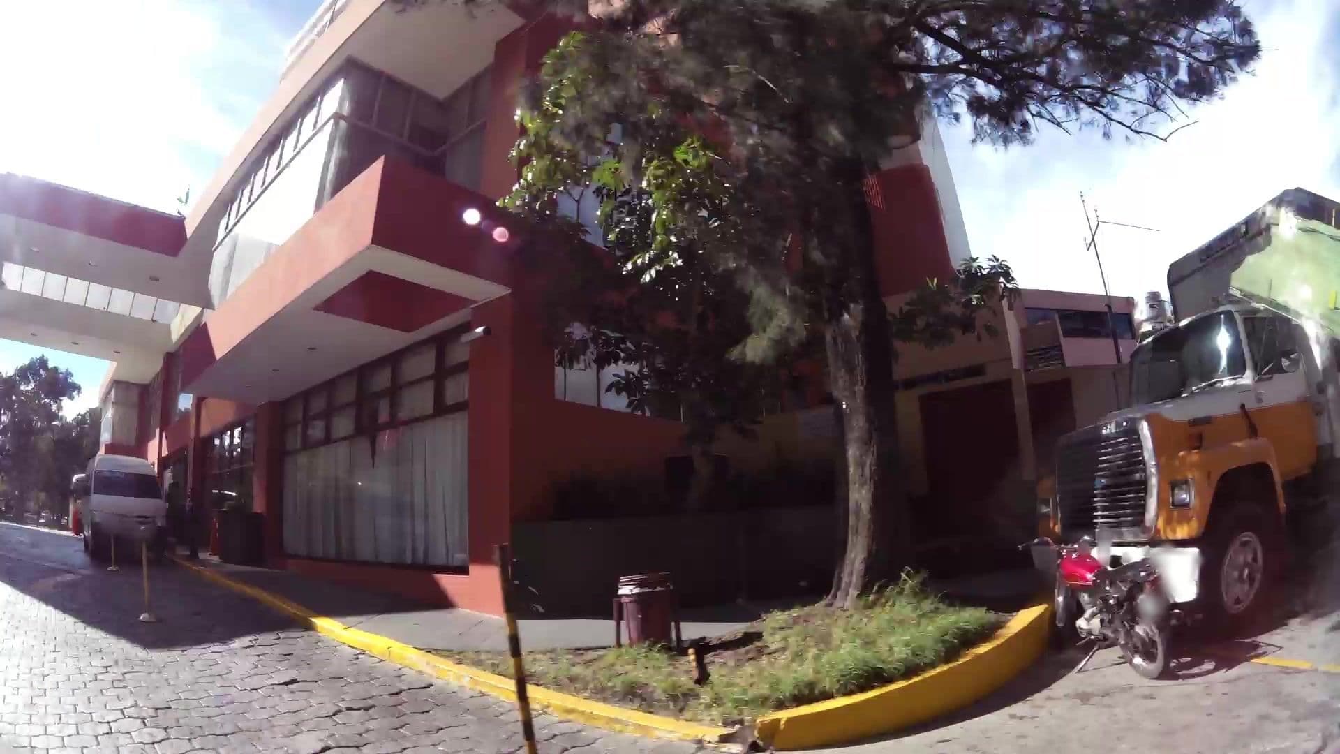 Street view near Crowne Plaza Las Américas, Santa Catarina Pinula — © kaartcam (CC BY-SA · Mapillary)