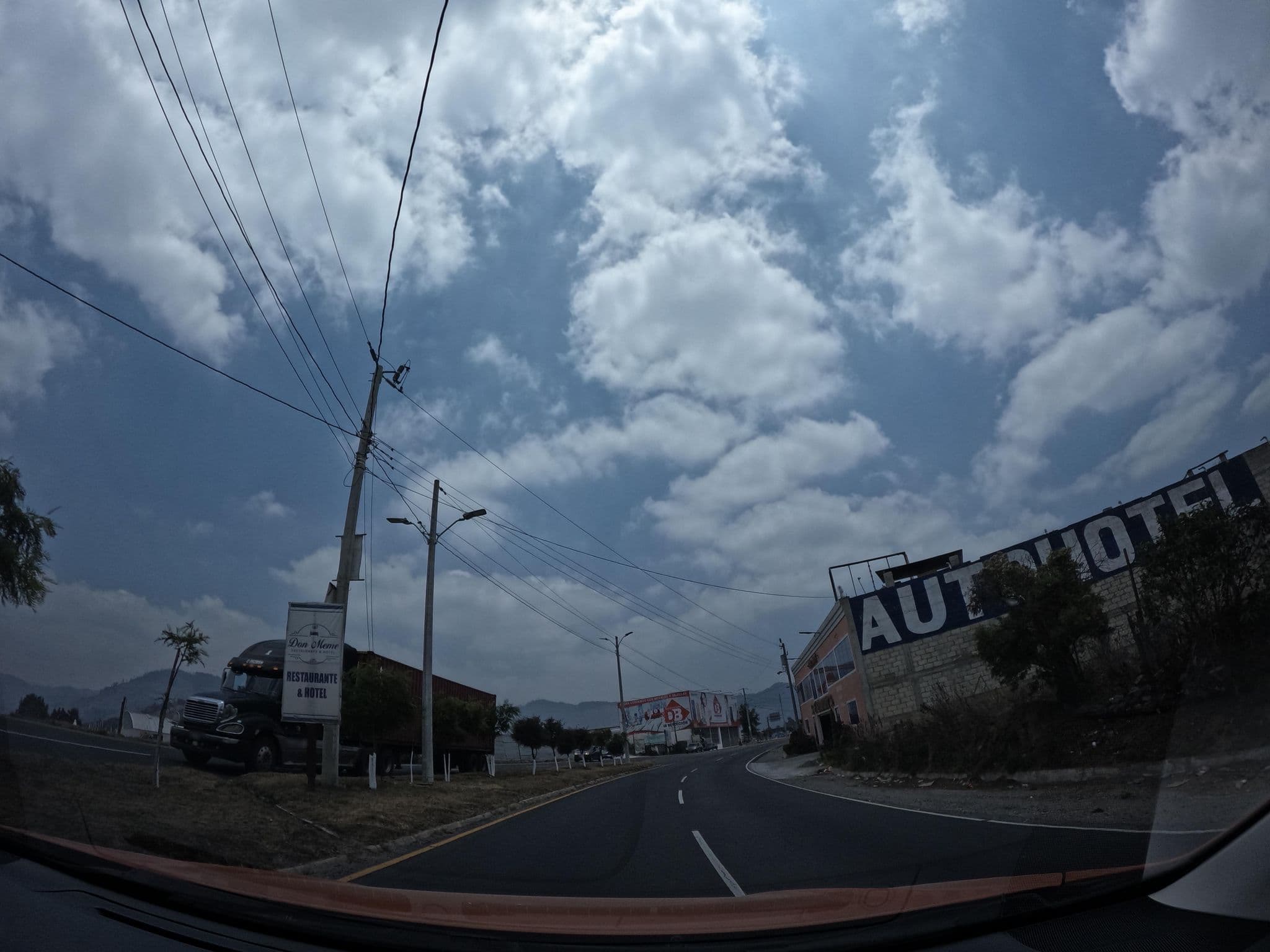 Street view near Auto Hotel, Salcajá — © jaas (CC BY-SA · Mapillary)