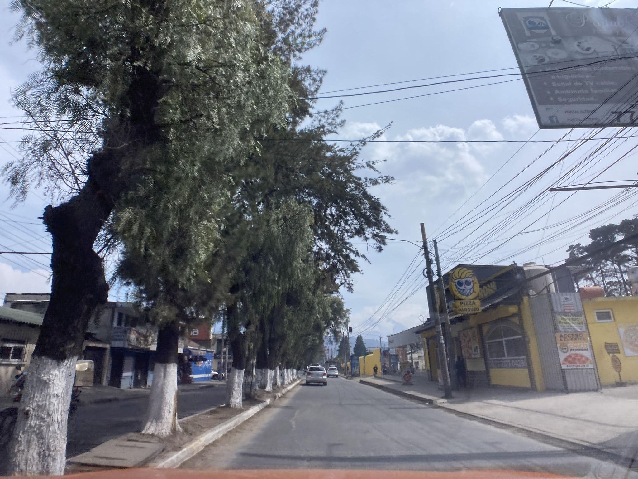 Street view near Hotel Capri, Quetzaltenango — © jaas (CC BY-SA · Mapillary)