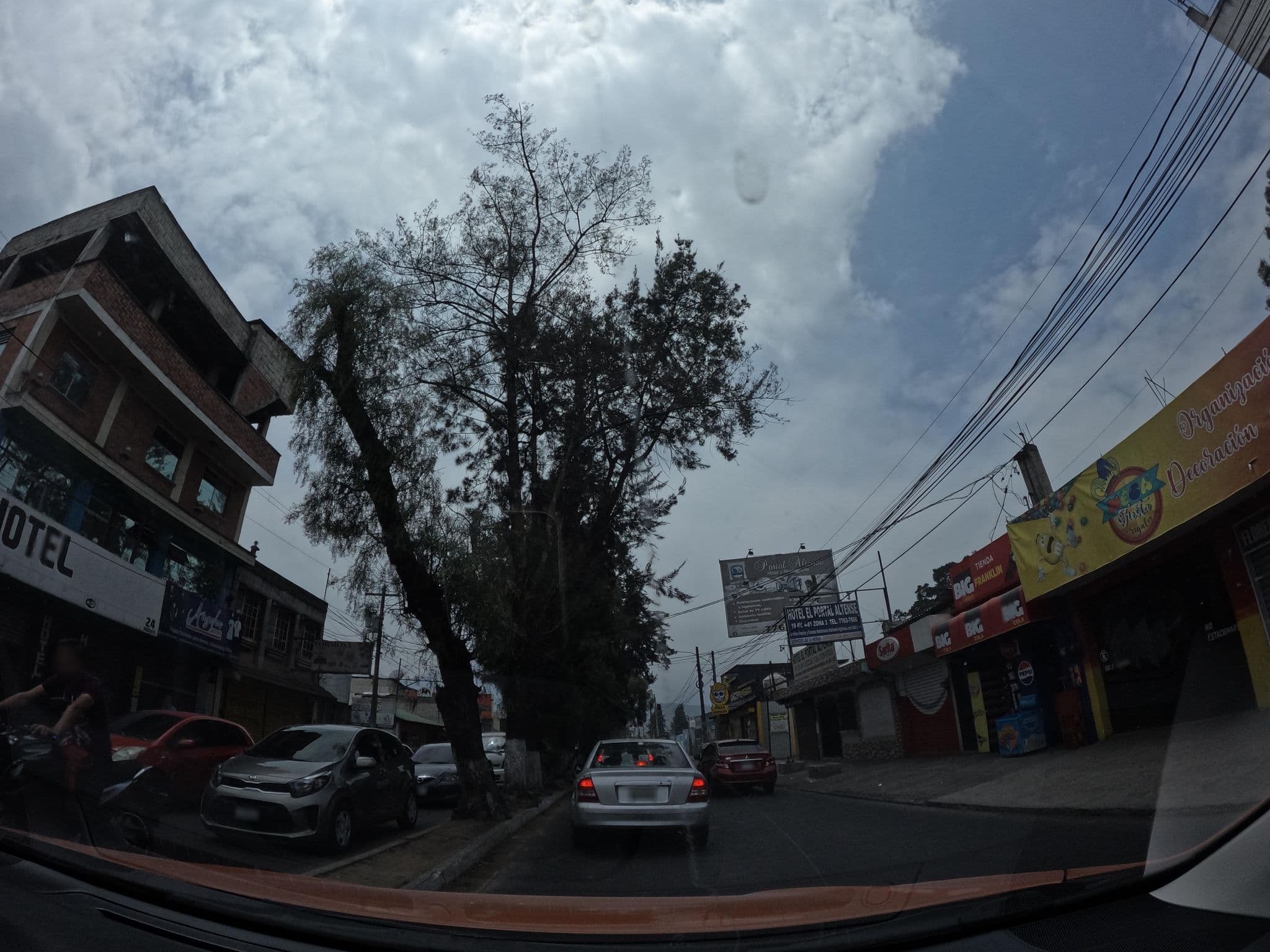 Street view near Hotel La Posada de Charin's, Quetzaltenango — © jaas (CC BY-SA · Mapillary)