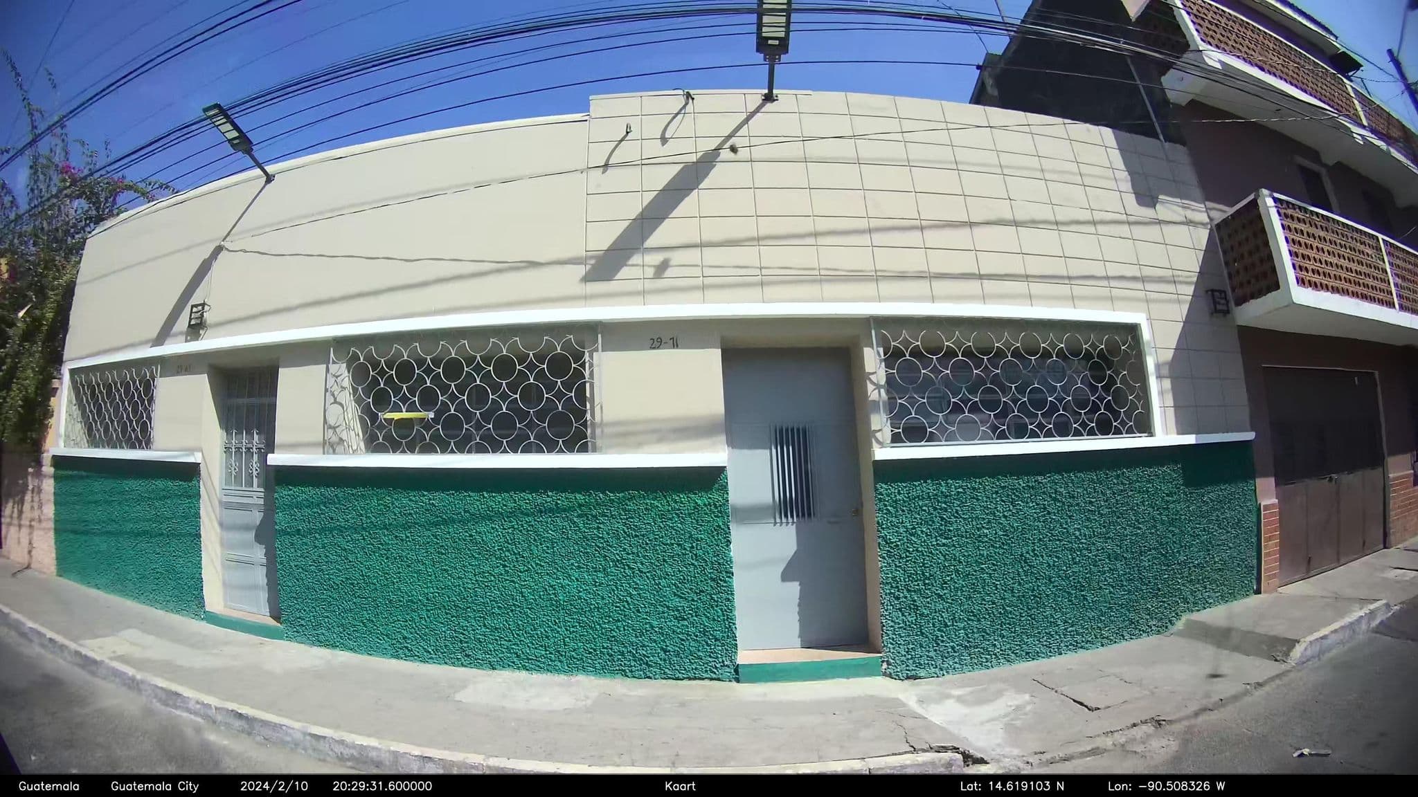 Street view near Small Villa, Guatemala City — © kaart_2 (CC BY-SA · Mapillary)