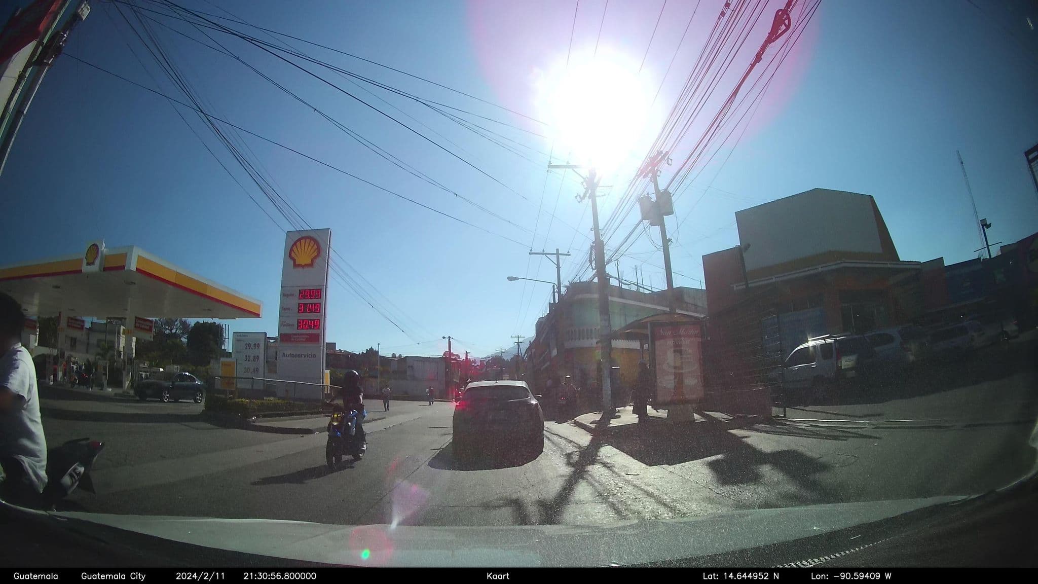 Street view near Hotel El Angel, Mixco — © kaart_2 (CC BY-SA · Mapillary)