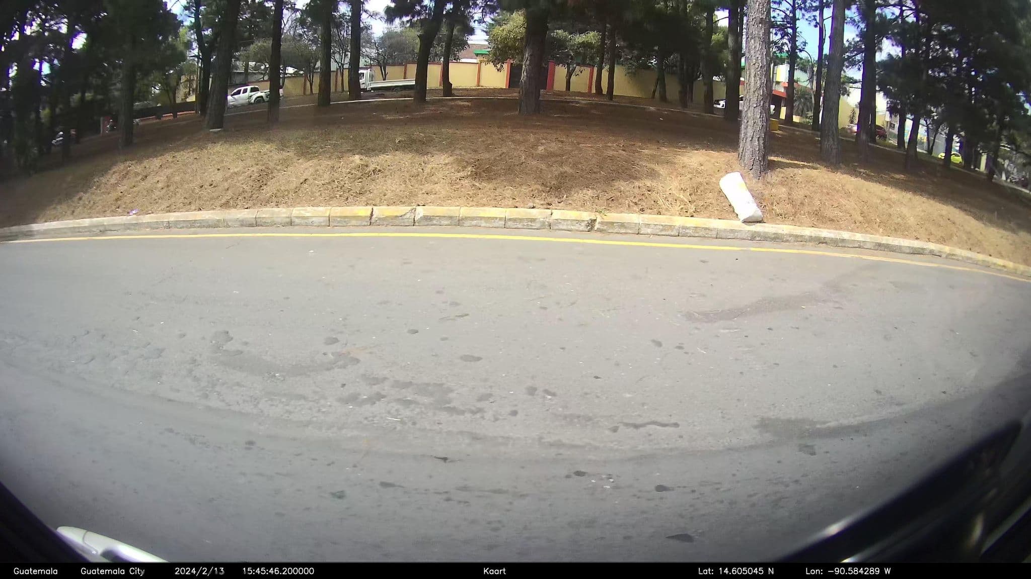 Street view near Hotel y Restaurante Ta Ta Chino, Mixco — © kaart_2 (CC BY-SA · Mapillary)