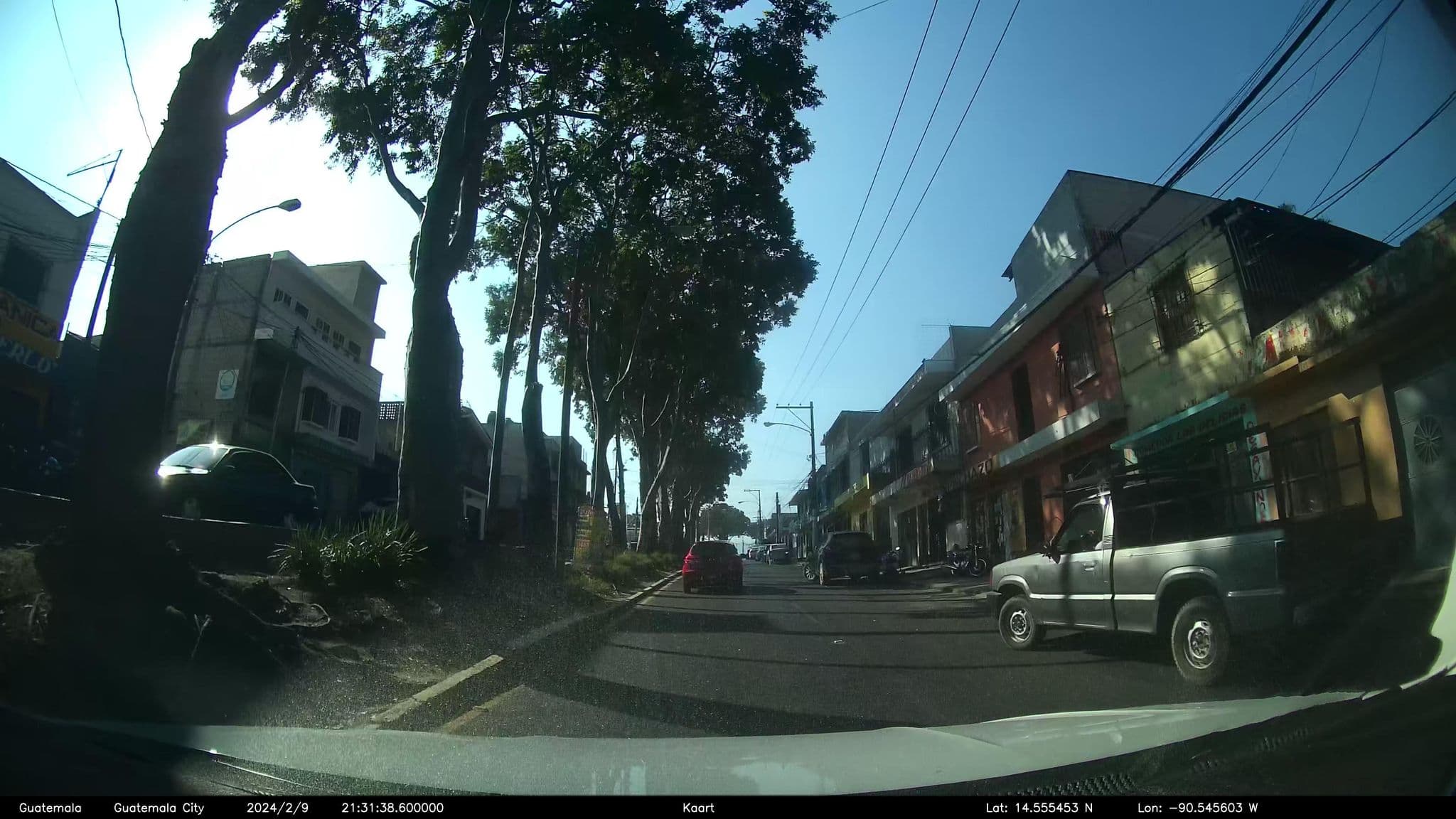 Street view near Hotel El Encanto, Santa Catarina Pinula — © kaart_2 (CC BY-SA · Mapillary)