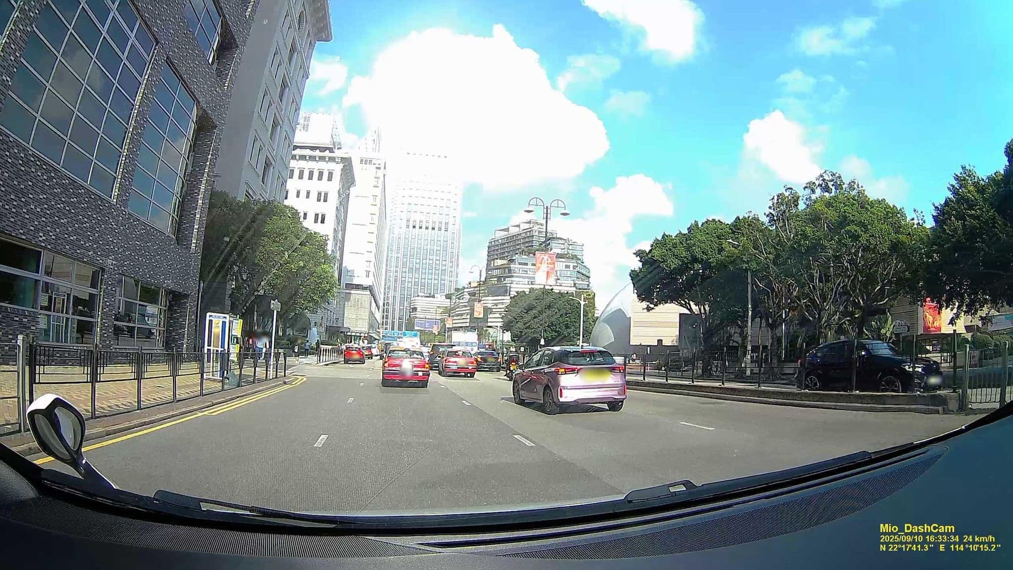 Street view near YMCA, Tsim Sha Tsui