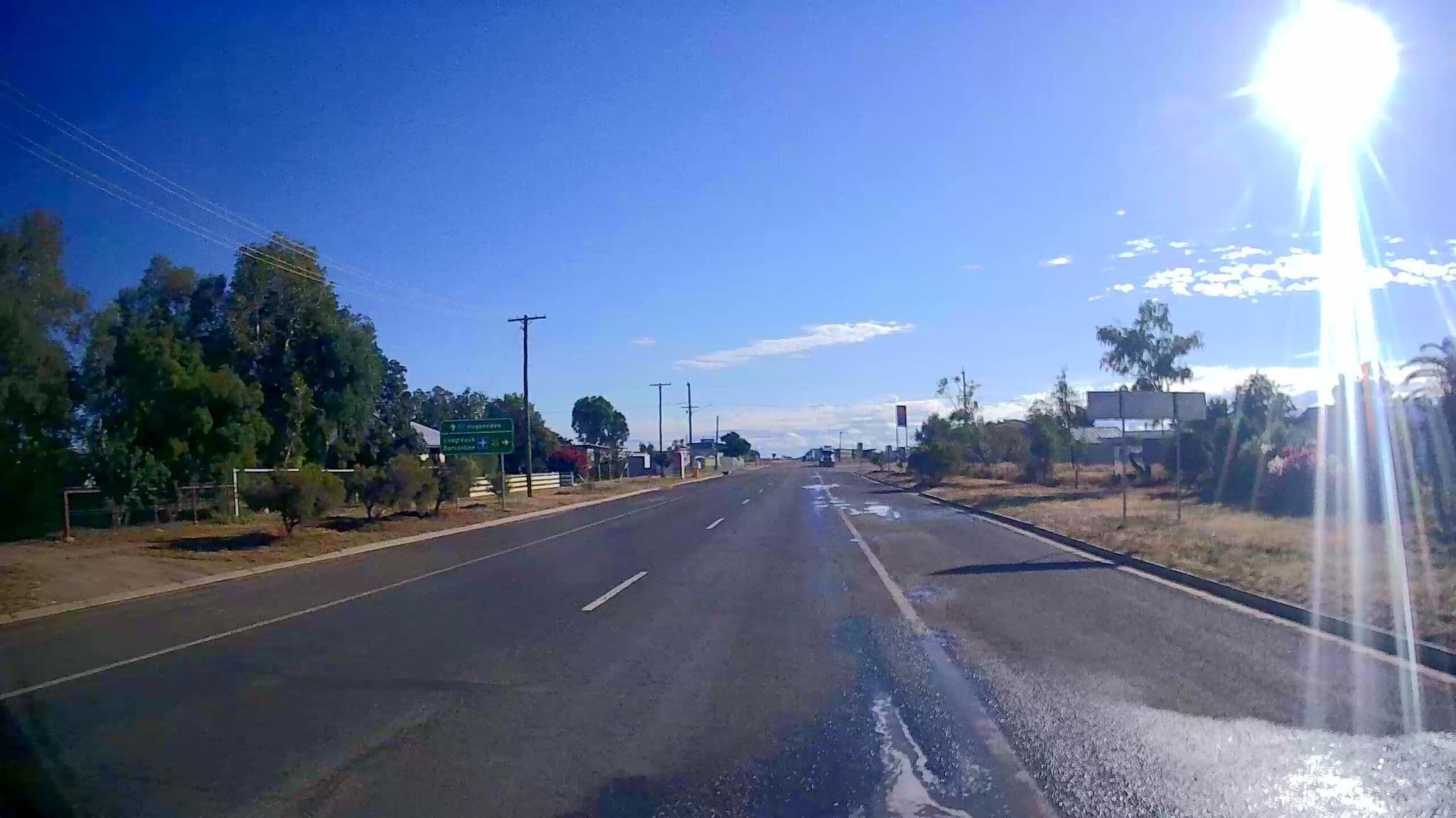 Street view near Banjo's Motel, Winton — © bob3bob3 (CC BY-SA · Mapillary)