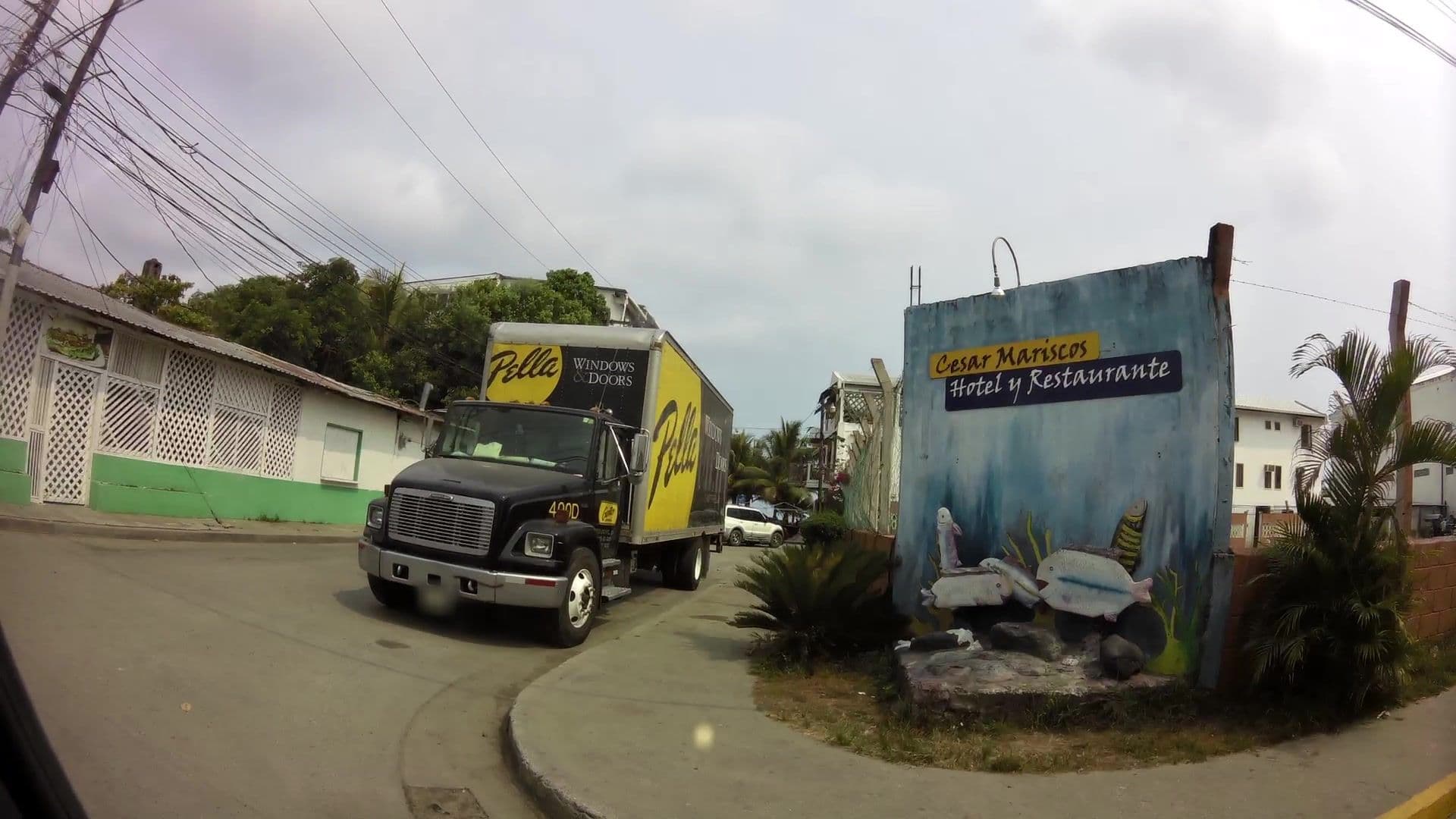 Street view near Hotel Sherwood, Tela — © kaartcam (CC BY-SA · Mapillary)