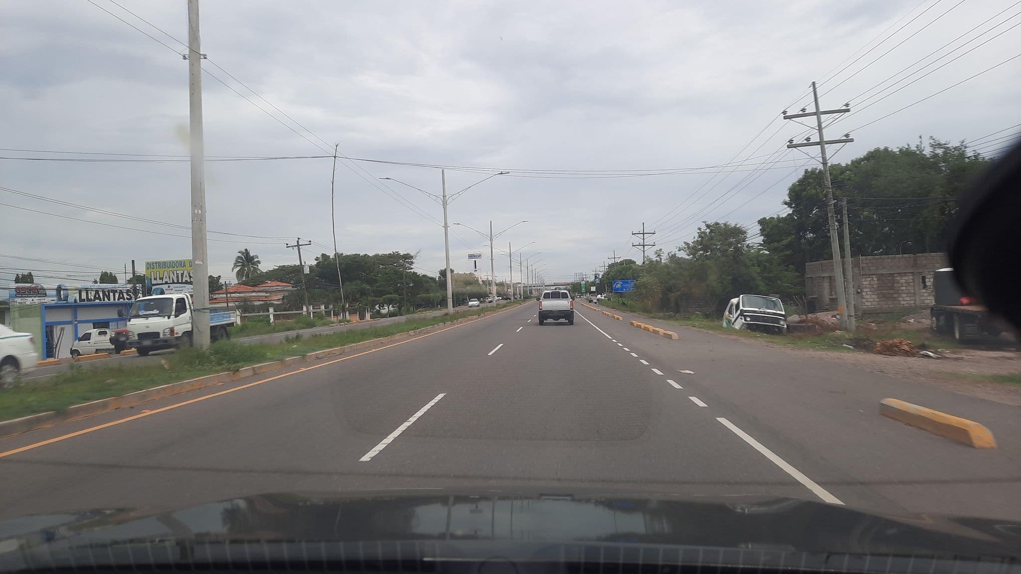 Street view near Hotel Puerto Real, San Lorenzo — © pamonth (CC BY-SA · Mapillary)