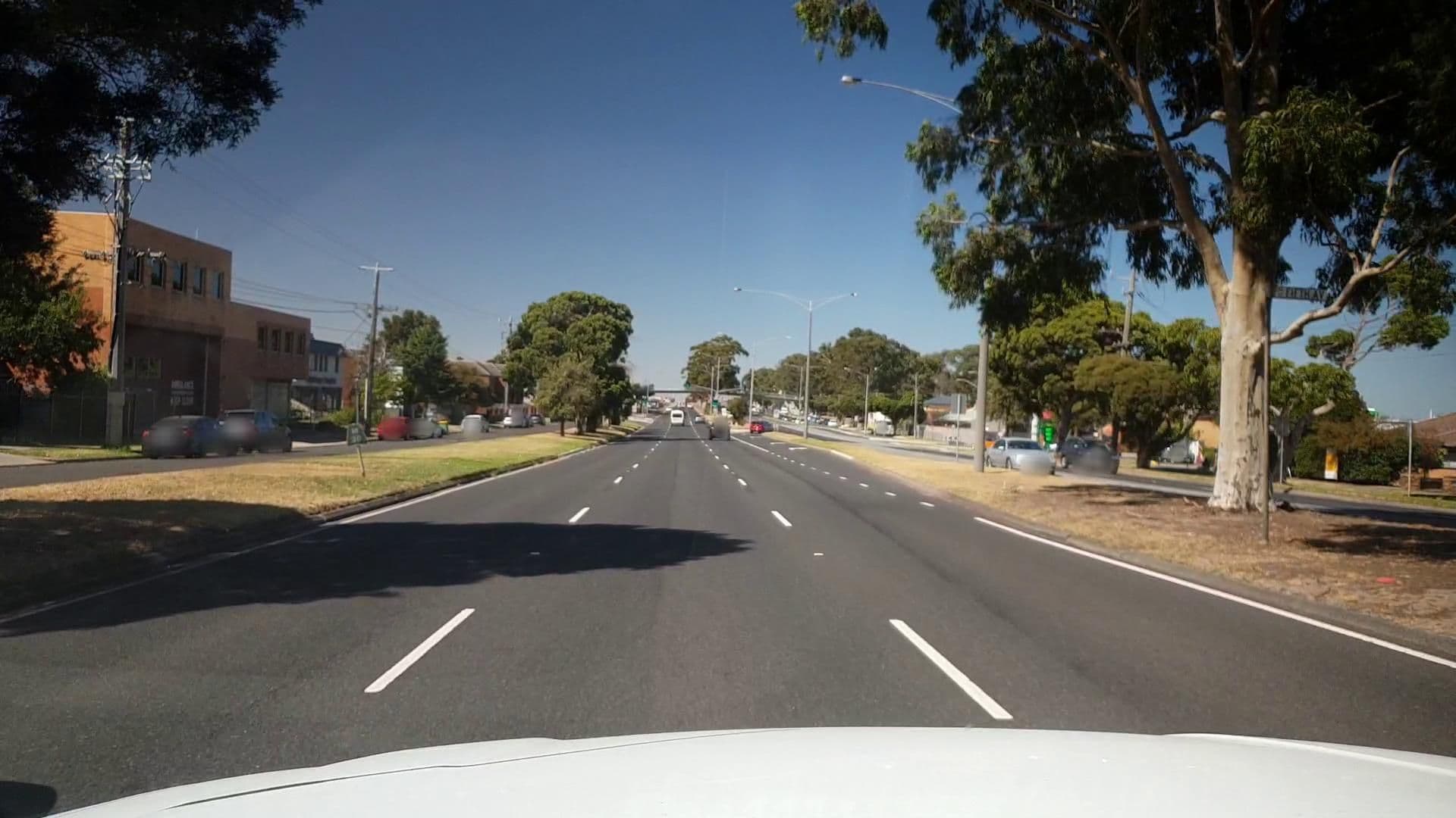 Street view near Comfort Inn, Dandenong — © mattburt7 (CC BY-SA · Mapillary)