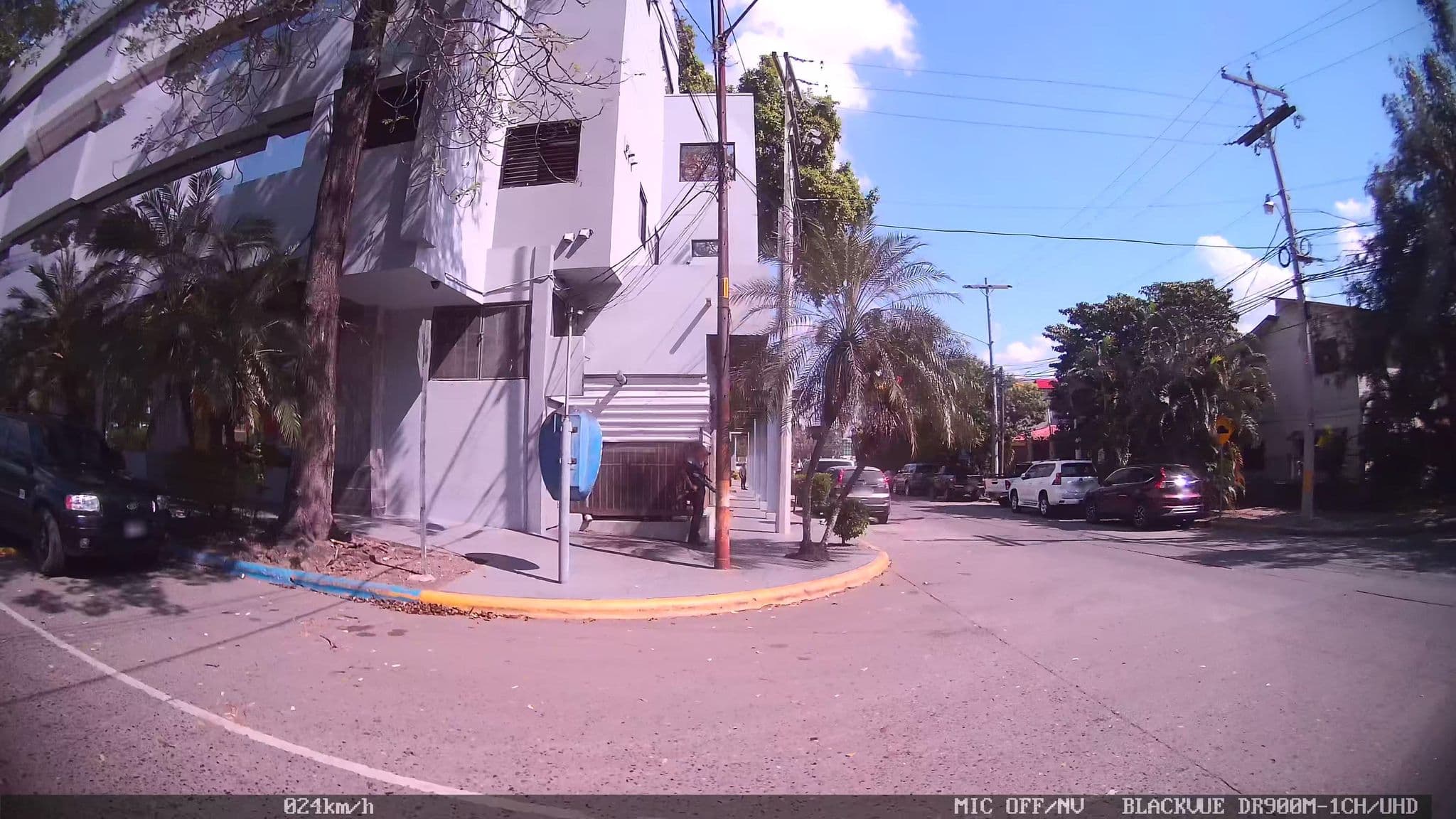Street view near Hotel Los Andes, San Pedro Sula — © kaart_4 (CC BY-SA · Mapillary)