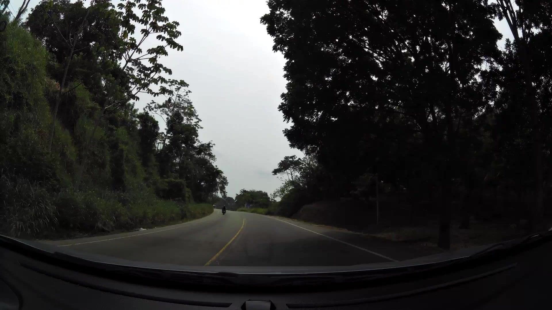 Street view near Motel el paraiso, El Triunfo de la Cruz — © kaartcam (CC BY-SA · Mapillary)