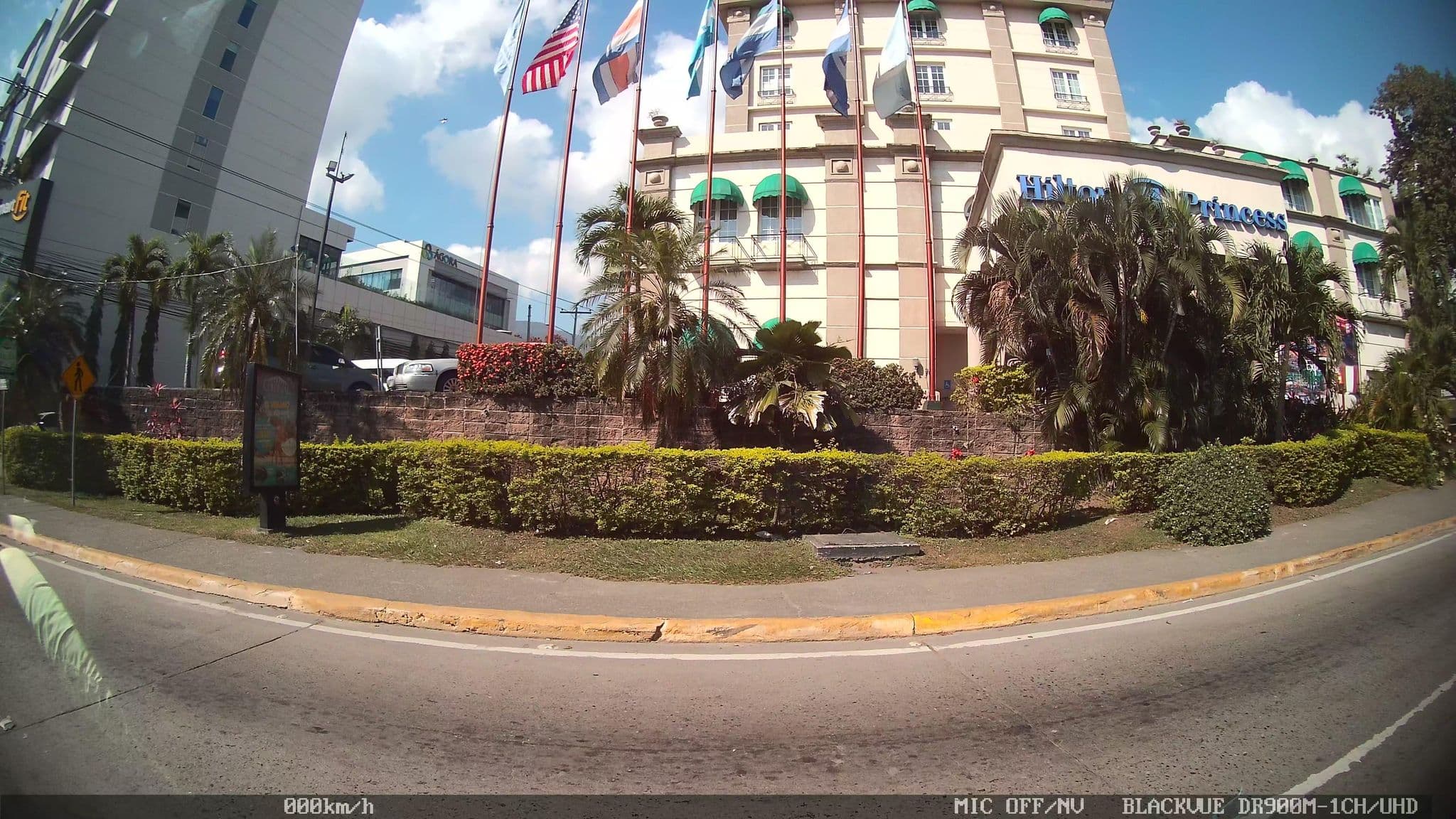 Street view near Hilton Princess, Armenta — © kaart_4 (CC BY-SA · Mapillary)
