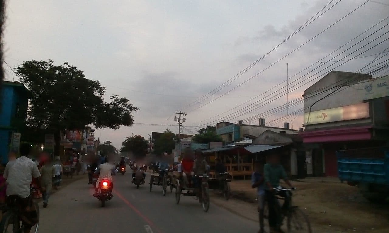 Street view near Hotel Saudiya, Bālurghāt — © gineus (CC BY-SA · Mapillary)