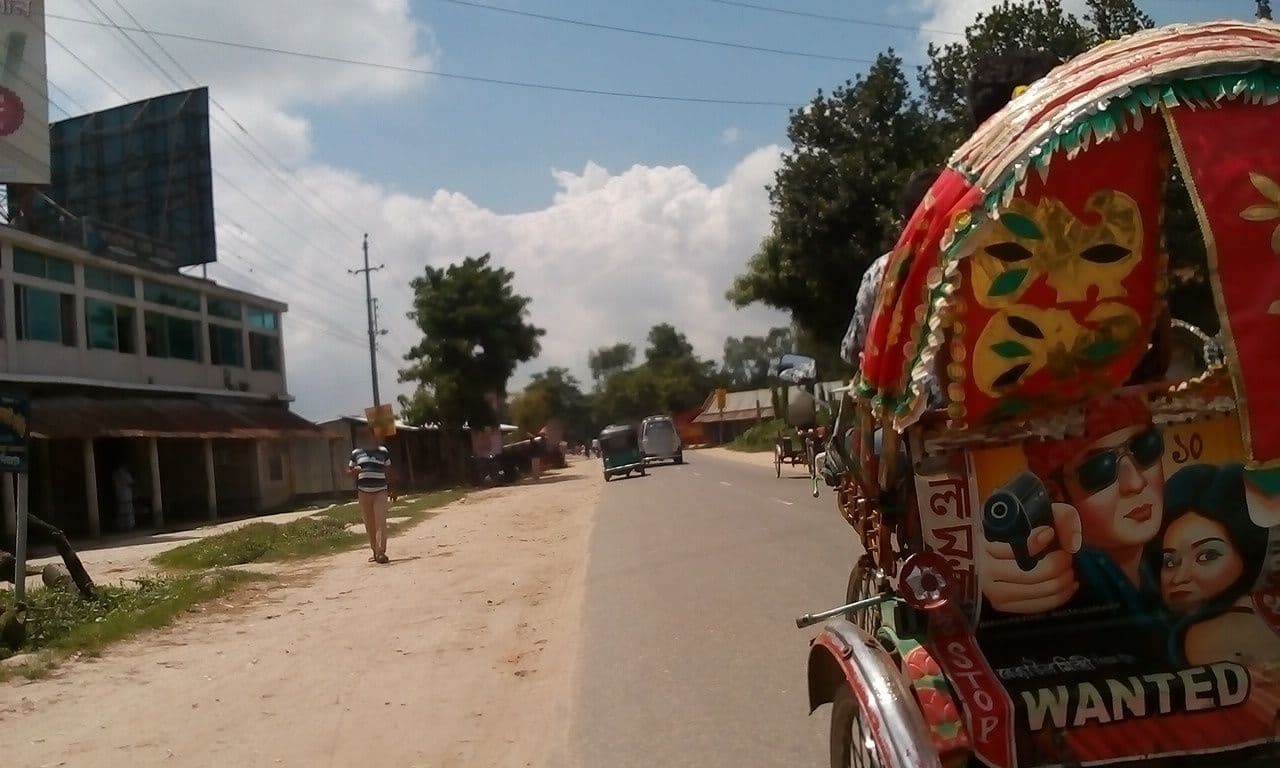 Street view near Hotel Sunview International(Res), Bālurghāt — © gineus (CC BY-SA · Mapillary)