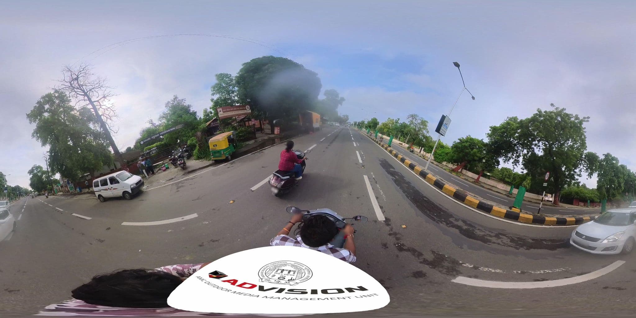 Street view near Sabermati Ashram Guesthouse, Ahmadabad Cantonment — © skysign (CC BY-SA · Mapillary)