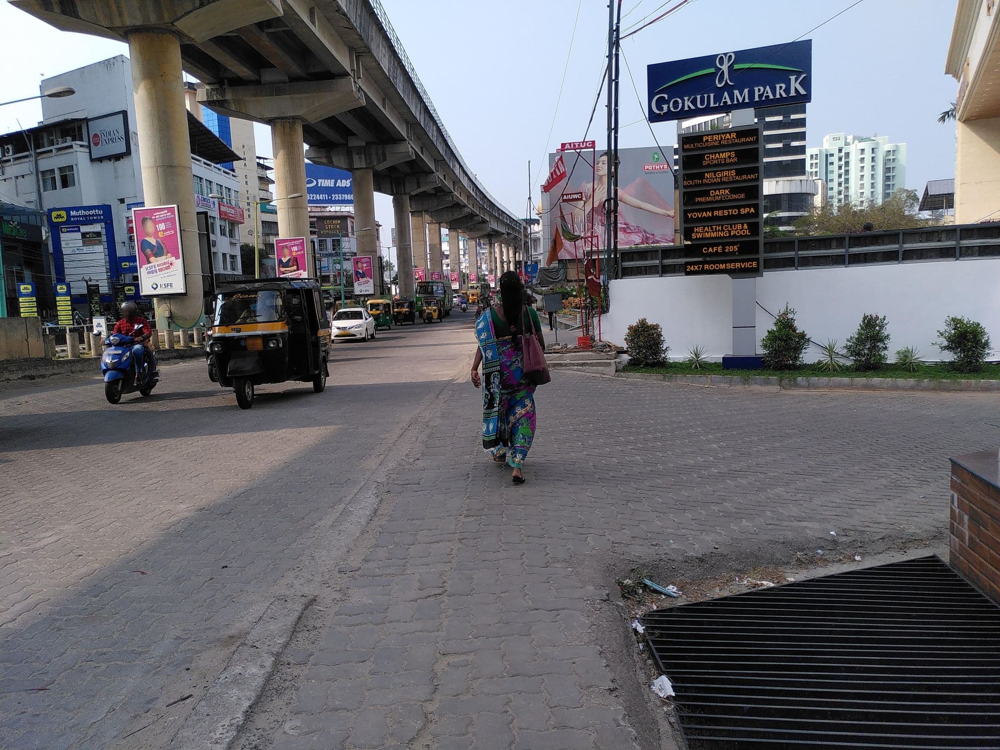 Street view near Gokulam Park Inn, Mulavukad — © livableurbanism (CC BY-SA · Mapillary)
