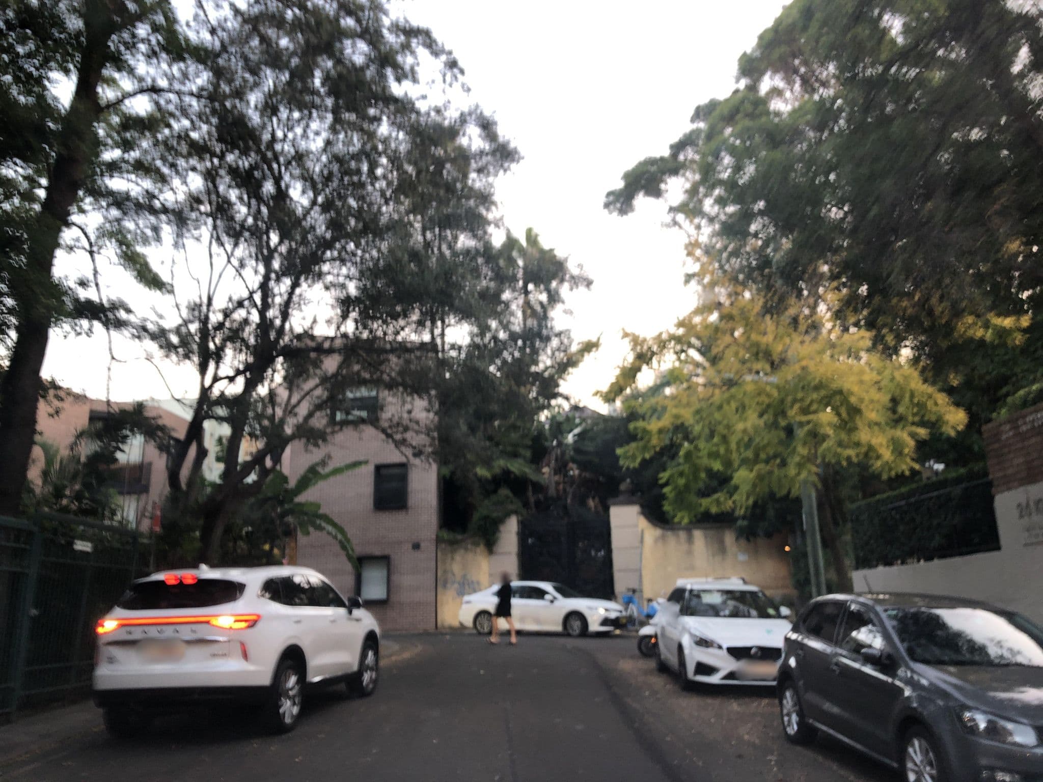 Street view near Kirkton Hotel, Darlinghurst — © jlstudio (CC BY-SA · Mapillary)