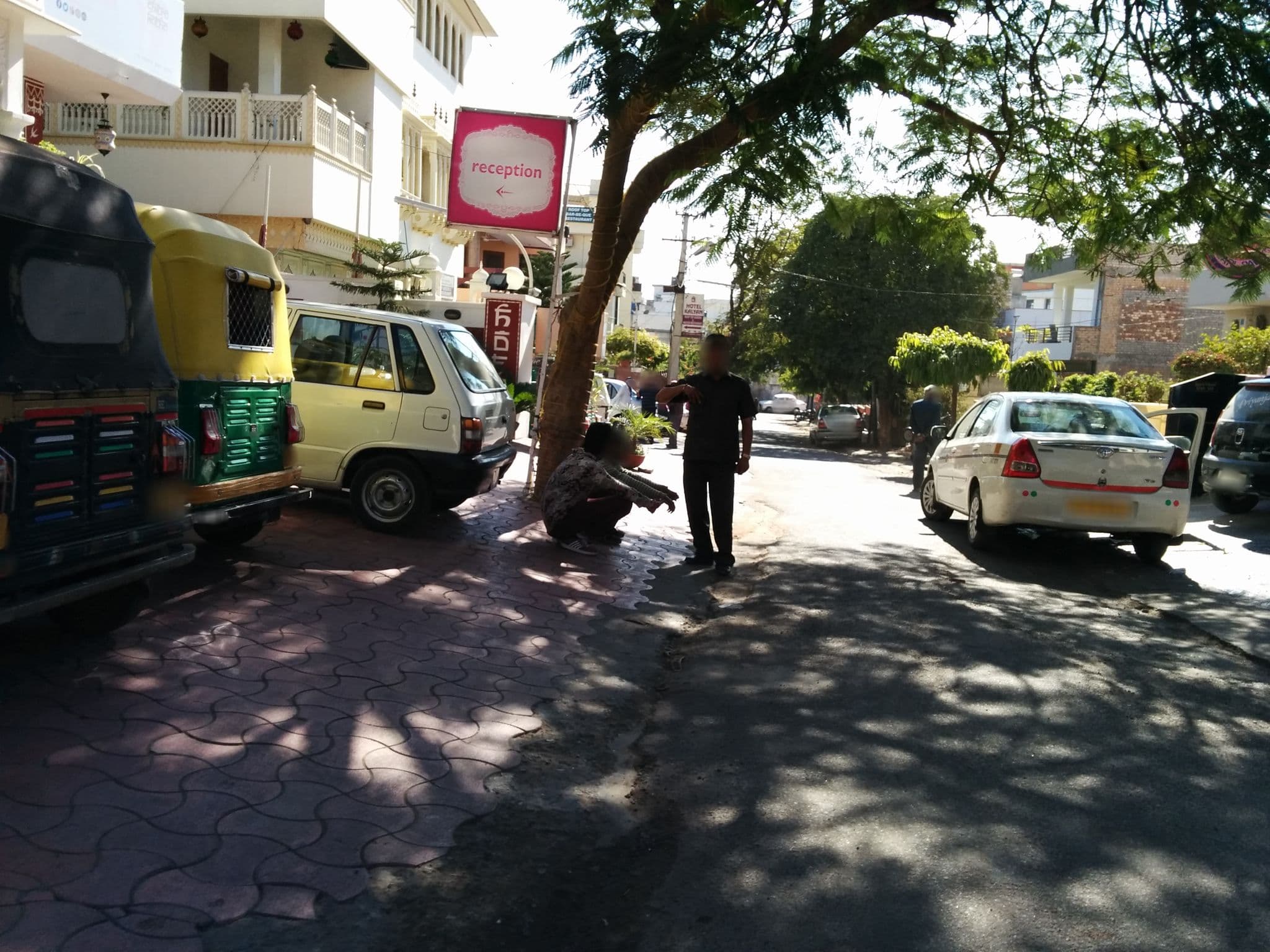 Street view near Pearl Palace Hotel, Jaipur