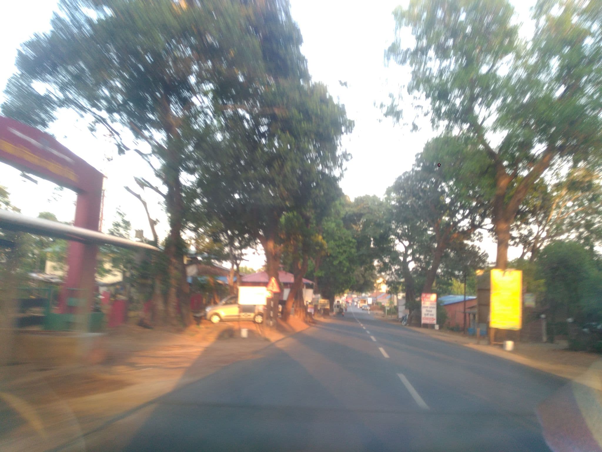 Street view near Amba Resort, Shahuwadi — © abhyankar (CC BY-SA · Mapillary)