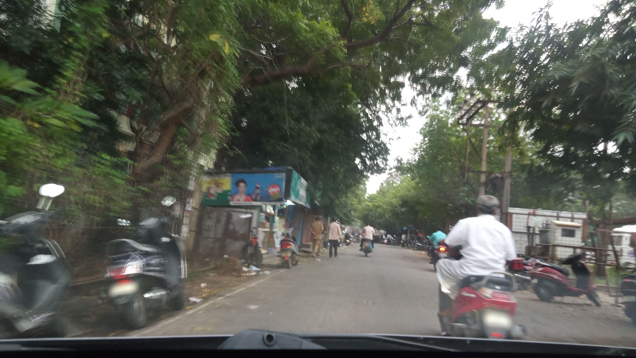 Street view near Chambre d'hôte internationale, Puducherry — © pradeepbv (CC BY-SA · Mapillary)
