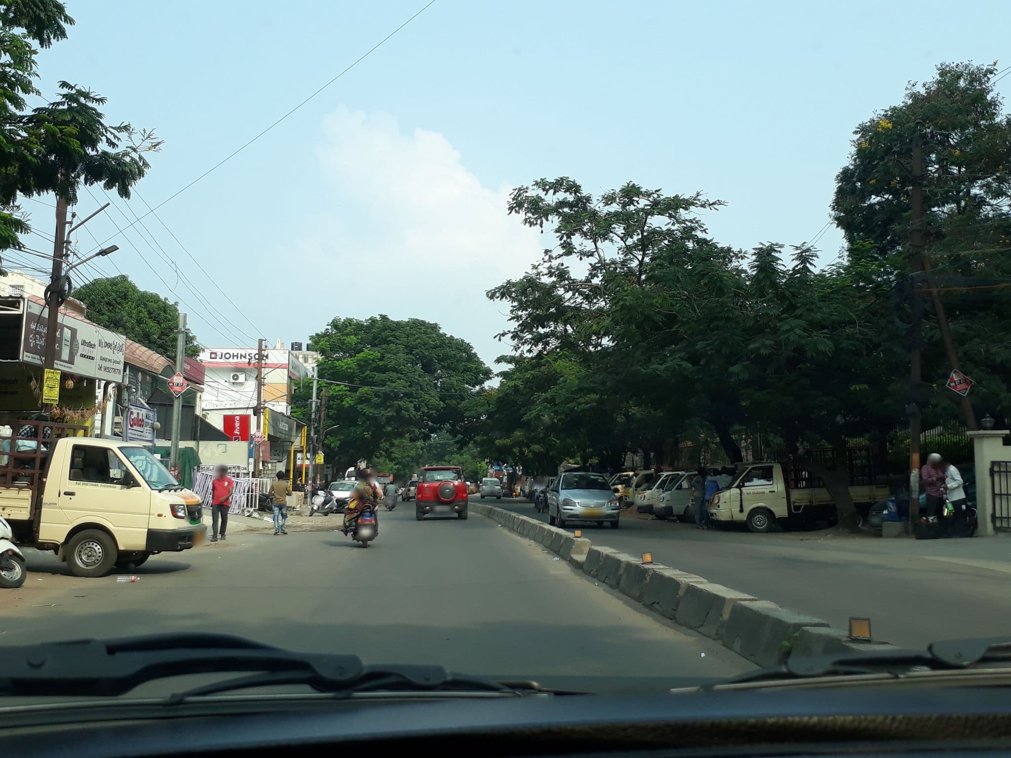 Street view near Vinflora, Hyderabad — © godfan (CC BY-SA · Mapillary)
