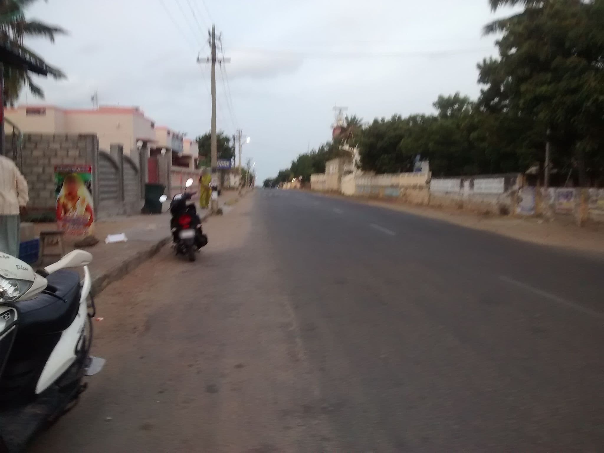 Street view near Hostel Sea World, Kanniyākumāri — © chethan (CC BY-SA · Mapillary)
