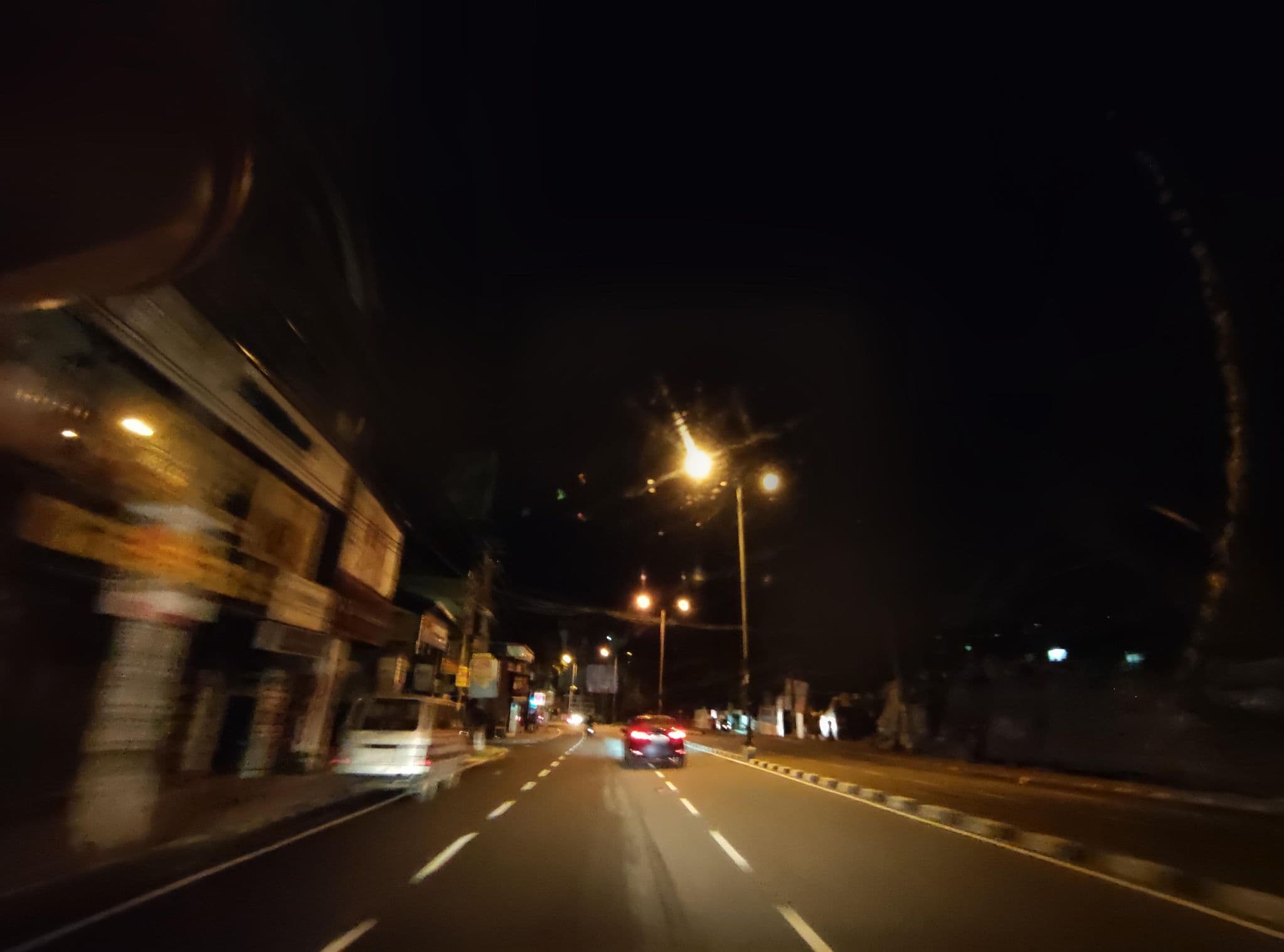 Street view near Kukies Holiday Inn, Thiruvananthapuram