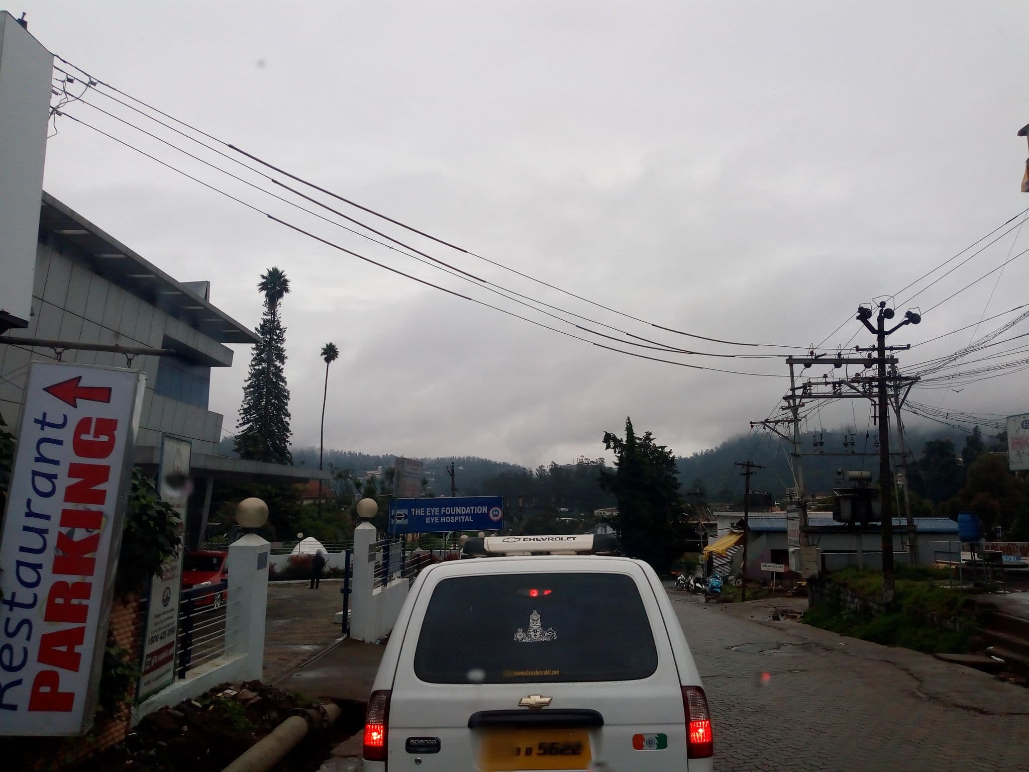 Street view near Blue Bird, Ooty — © venkanna37 (CC BY-SA · Mapillary)