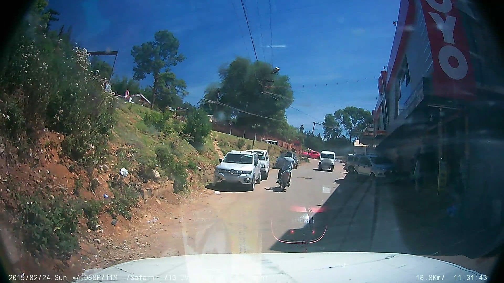 Street view near Khrisna Cottages, Ooty — © johnichan (CC BY-SA · Mapillary)