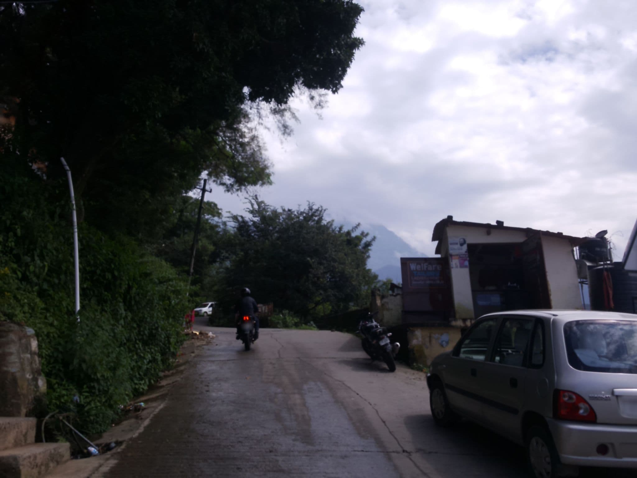 Street view near Asian Plaza, Dharamsala