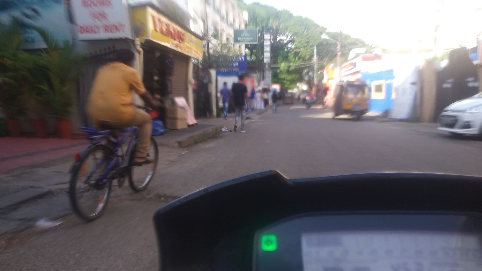 Street view near Sapphire Tourist Home, Kanayannur — © jothishbabu (CC BY-SA · Mapillary)