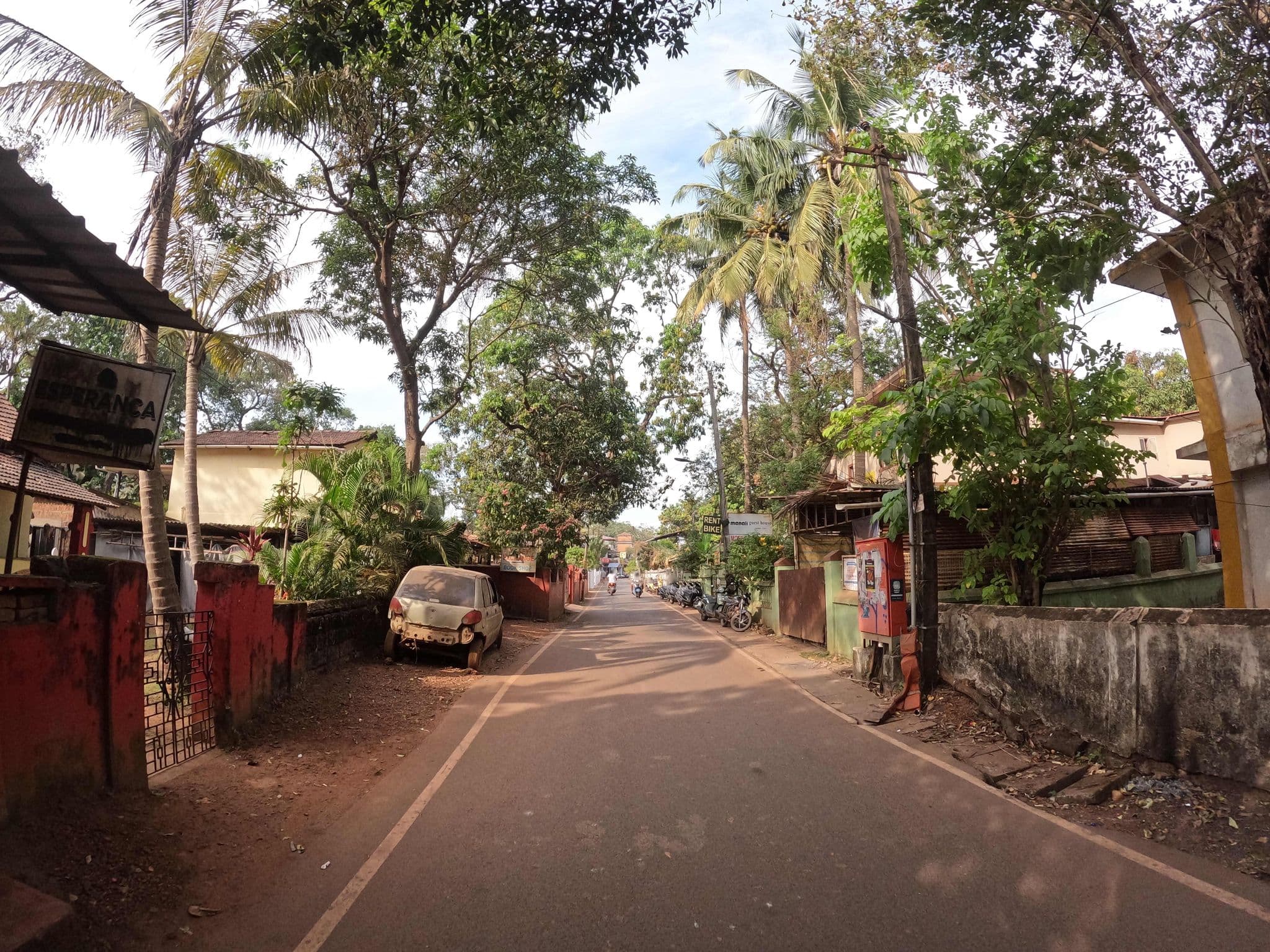 Street view near Villa Esperanca, Anjuna — © lucomsky (CC BY-SA · Mapillary)