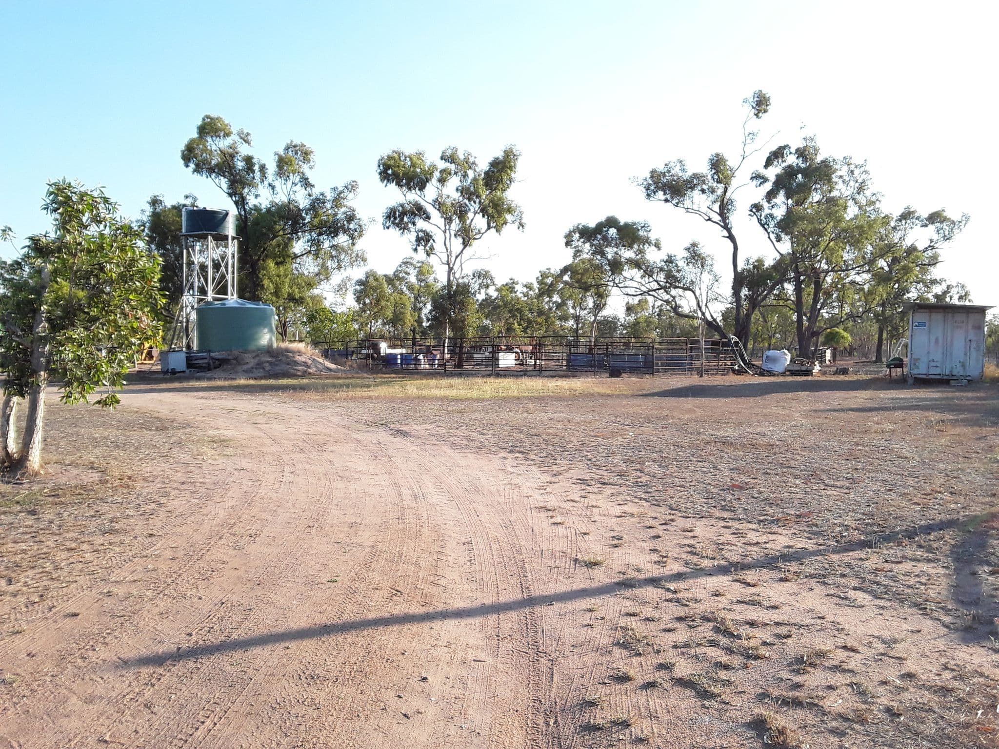 Street view near Glen Erin Farm Stay, Bowen — © janvanbekkum (CC BY-SA · Mapillary)