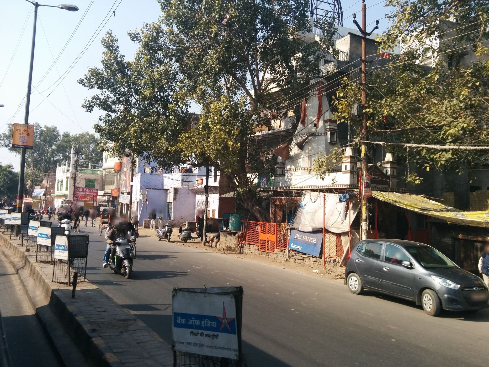 Street view near Taj way hotel, Agra — © sashazykov (CC BY-SA · Mapillary)