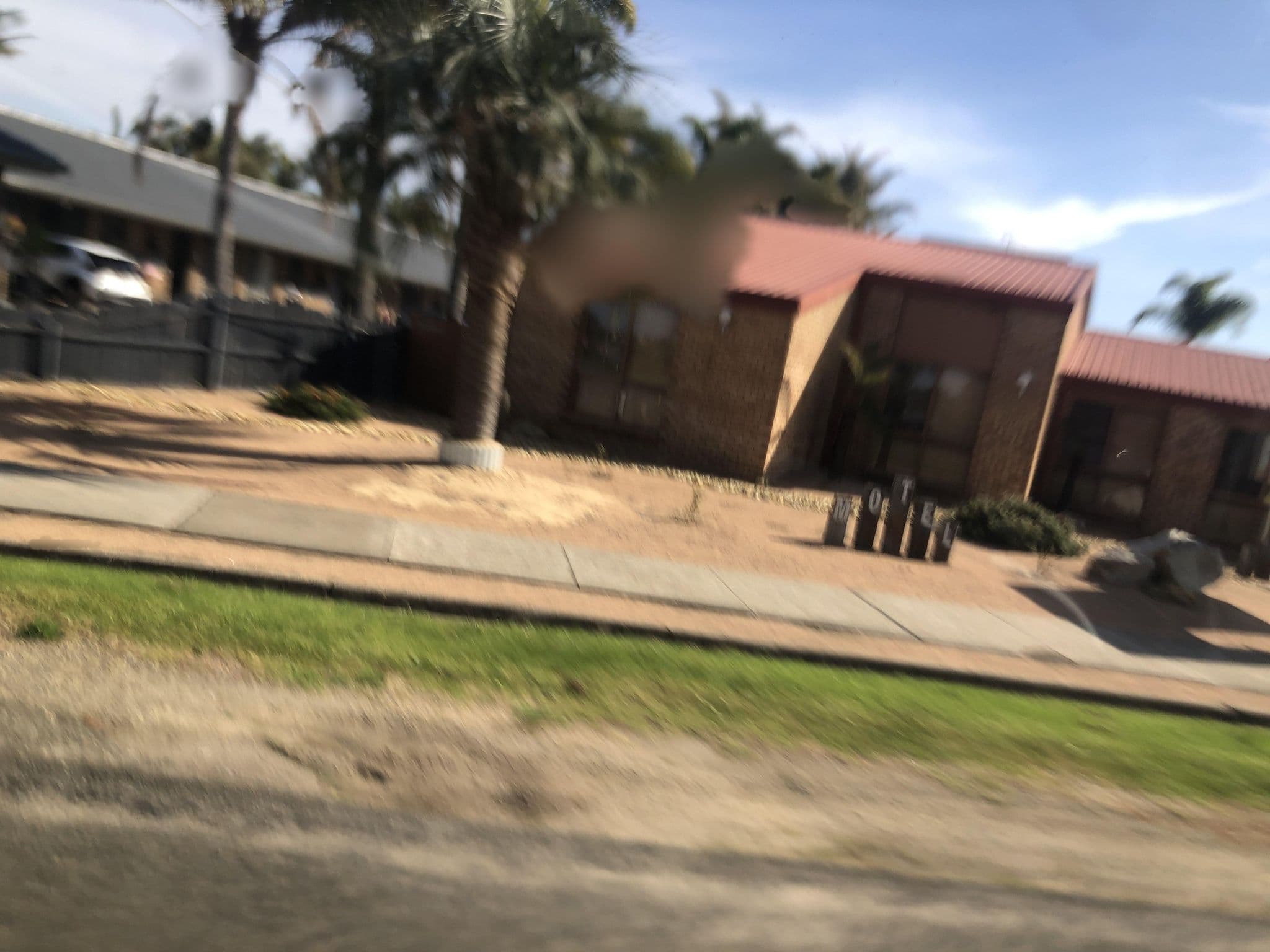 Street view near Sand Bar Motel, Lakes Entrance — © warrandyte (CC BY-SA · Mapillary)