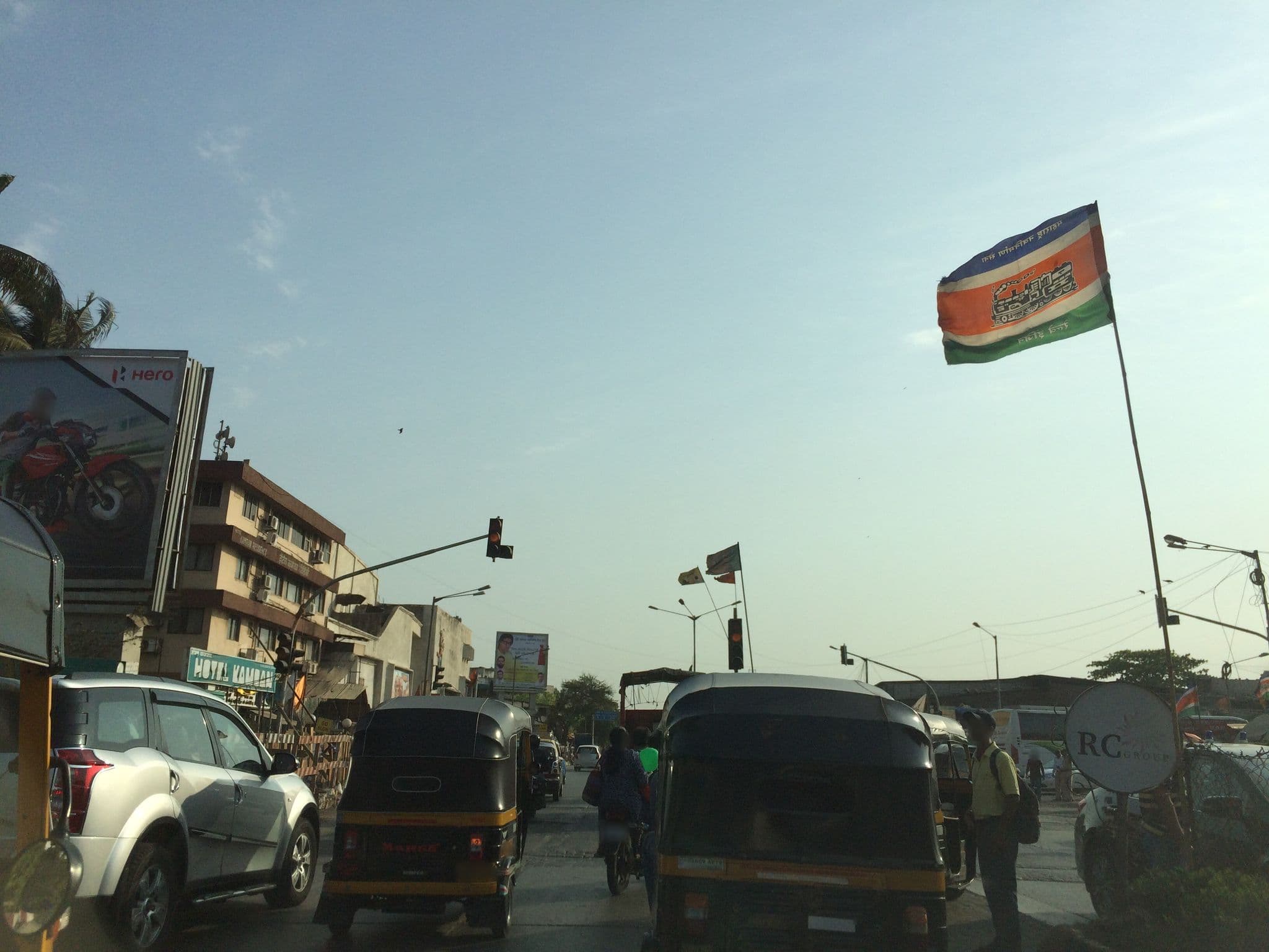 Street view near Hotel Kamaran residency, Mumbai — © shravan91 (CC BY-SA · Mapillary)