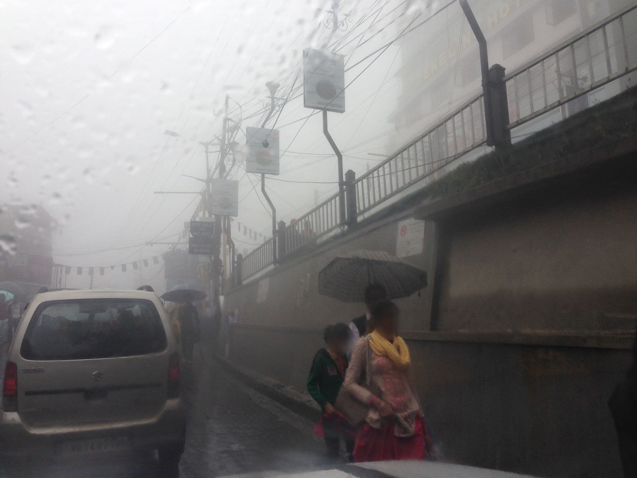 Street view near Dekeling Hotel, Dārjiling — © sawanshariar (CC BY-SA · Mapillary)