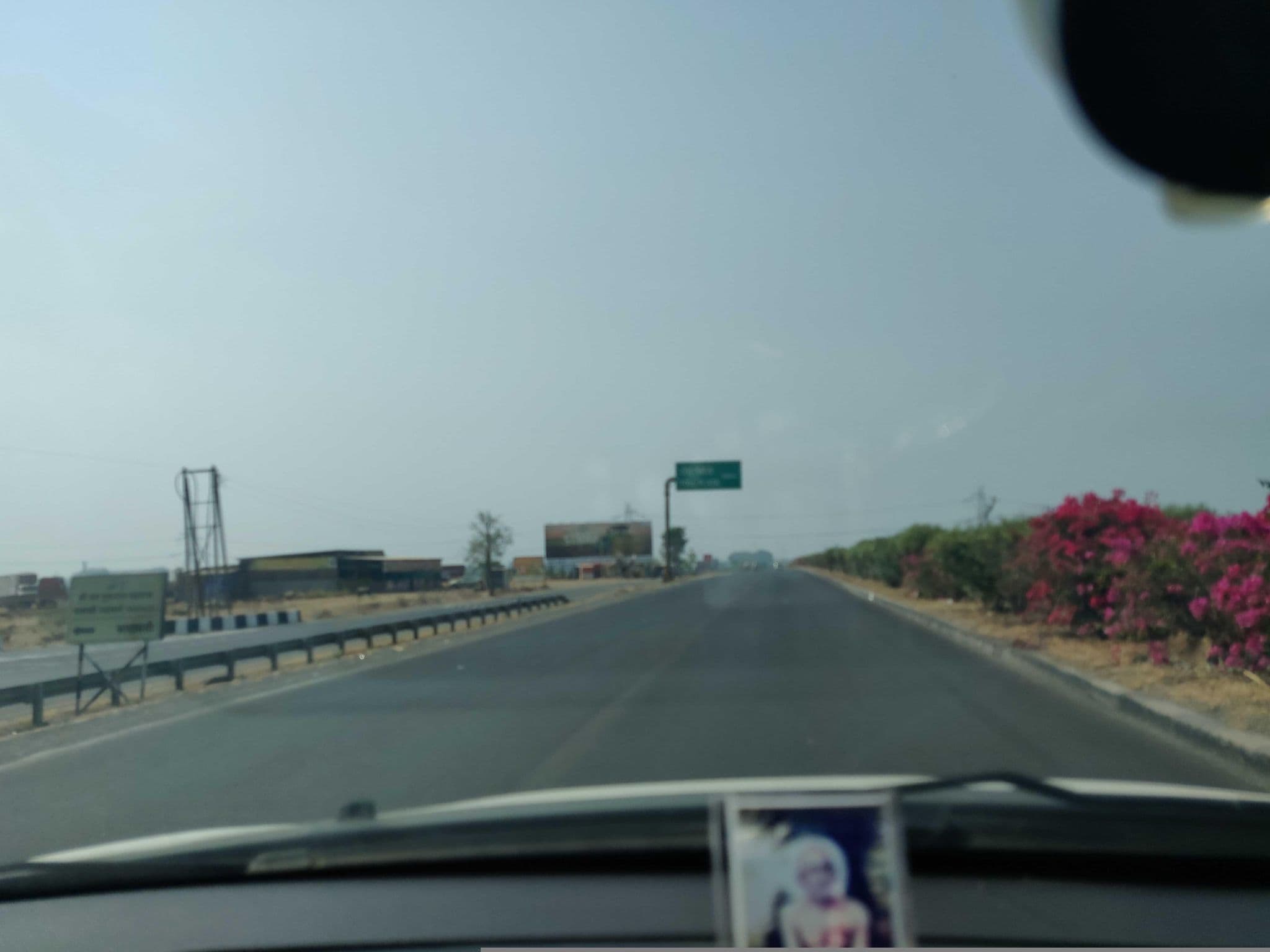 Street view near Hotel Samarth, Daund — © AmrutaA (CC BY-SA · Mapillary)