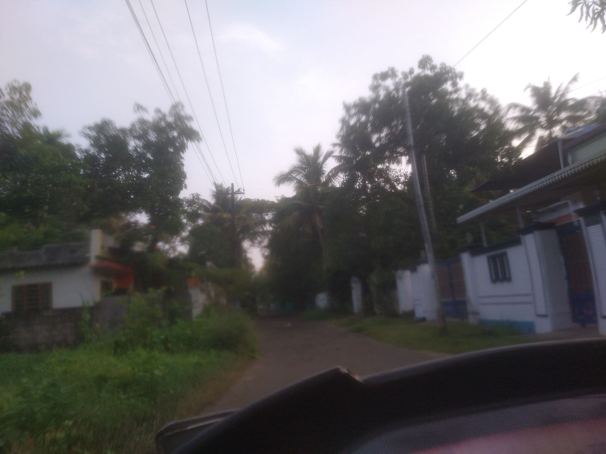 Street view near Khuzupili Beach House, Elamkunnapuzha — © jothishbabu (CC BY-SA · Mapillary)