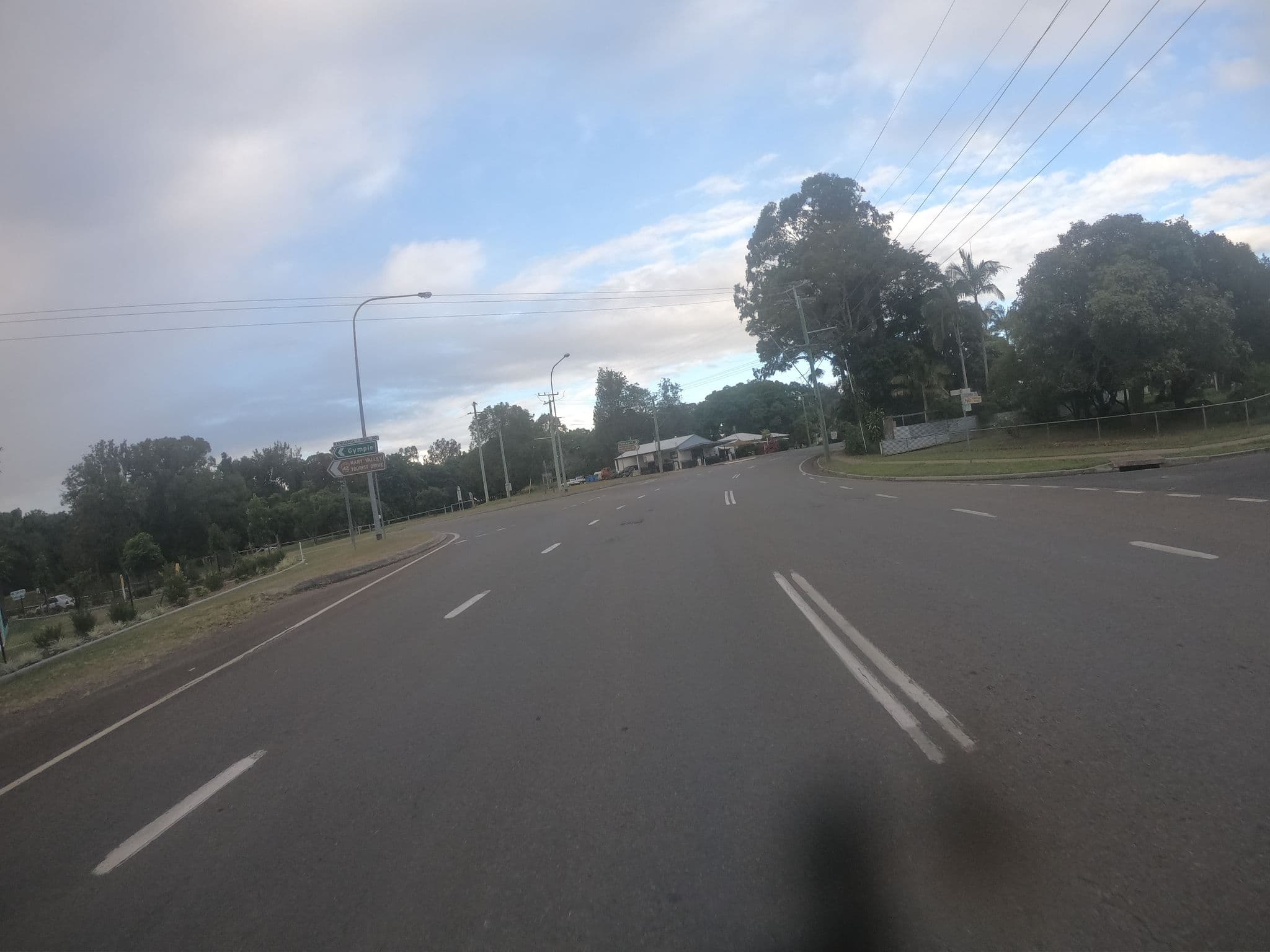 Street view near Imbil Motel, Cooran — © flashkiwi (CC BY-SA · Mapillary)