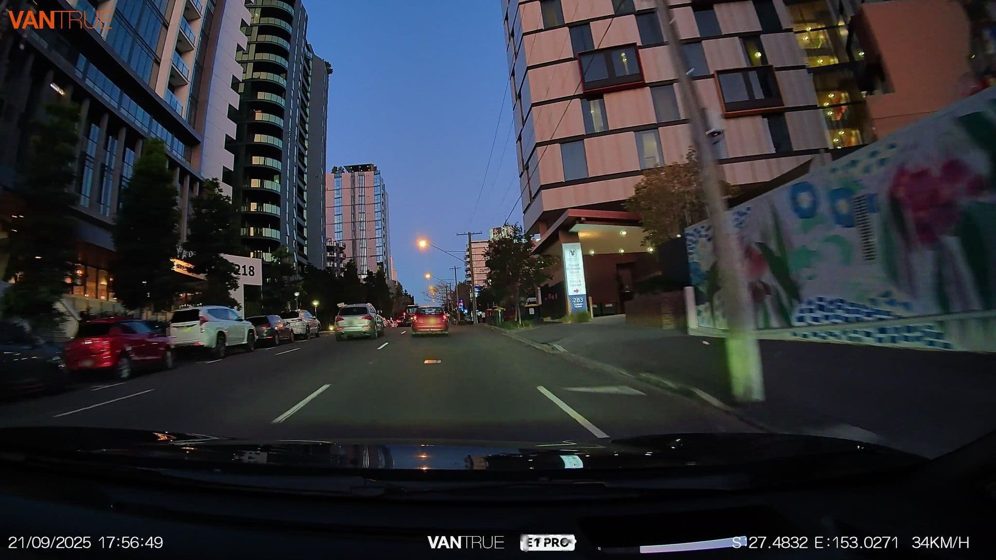Street view near Swiss-Belhotel, South Brisbane — © davidar (CC BY-SA · Mapillary)